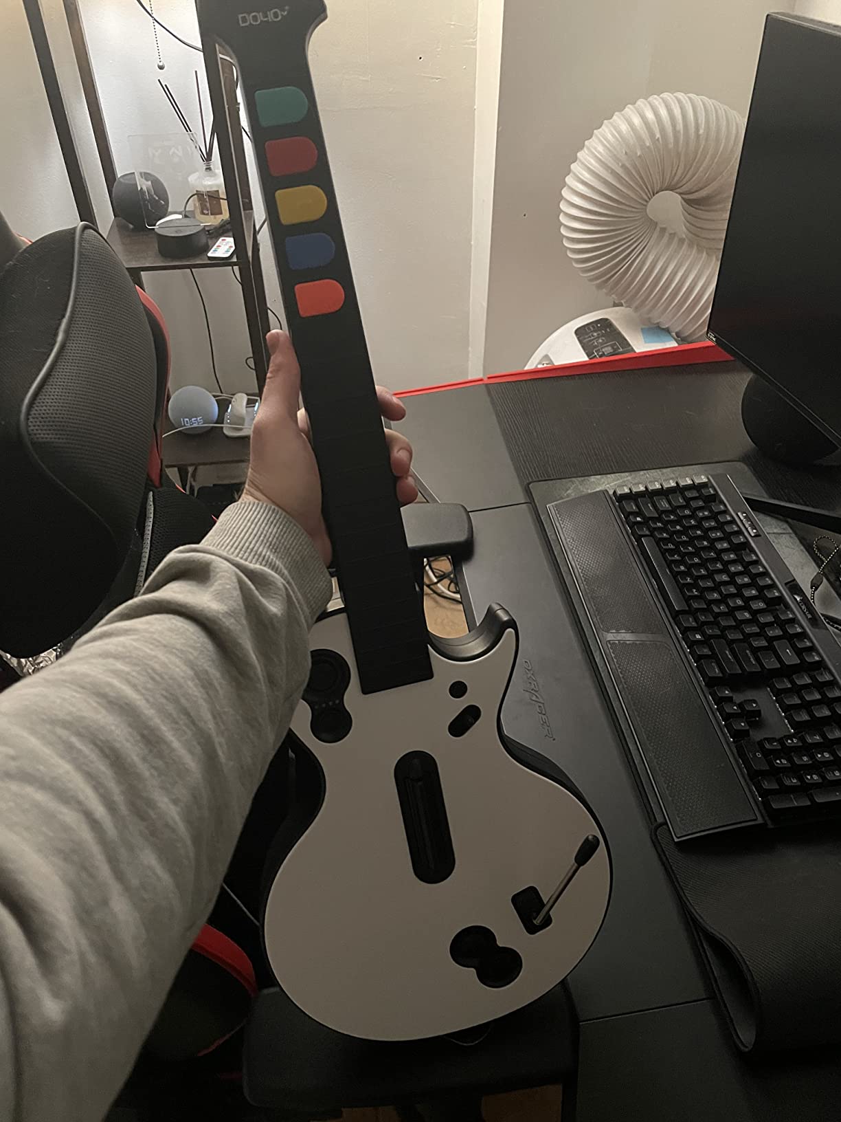 DOYO Wireless Controller for PC and PS3 - Guitar for Guitar Hero 3/4/5 and Rock Band 1/2 - White with Strap (5 Keys) customer photo 1