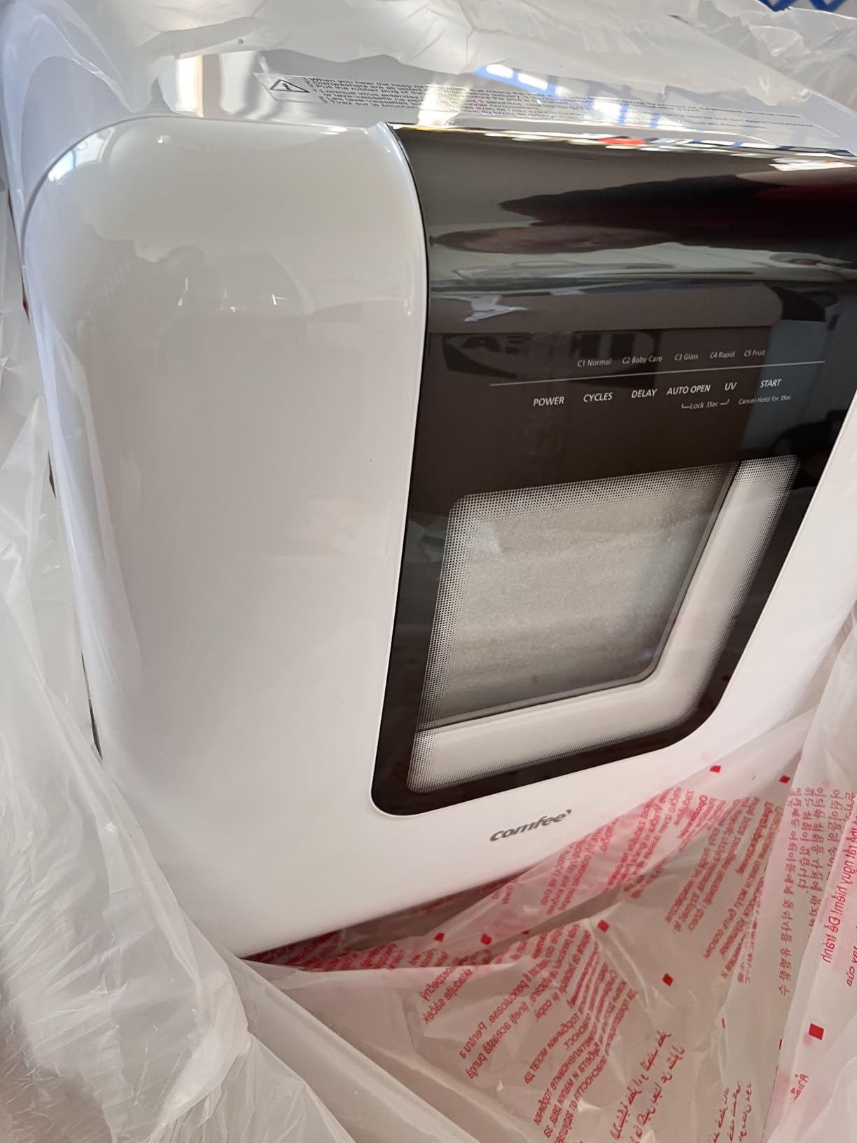 COMFEE' Countertop Dishwasher, Portable Dishwasher with 6L Built-in Water Tank, Mini Dishwasher with More Space Inside, 7 Programs, UV Hygiene & Auto Door Open, for Apartments, Dorms & RVs, White customer photo 1