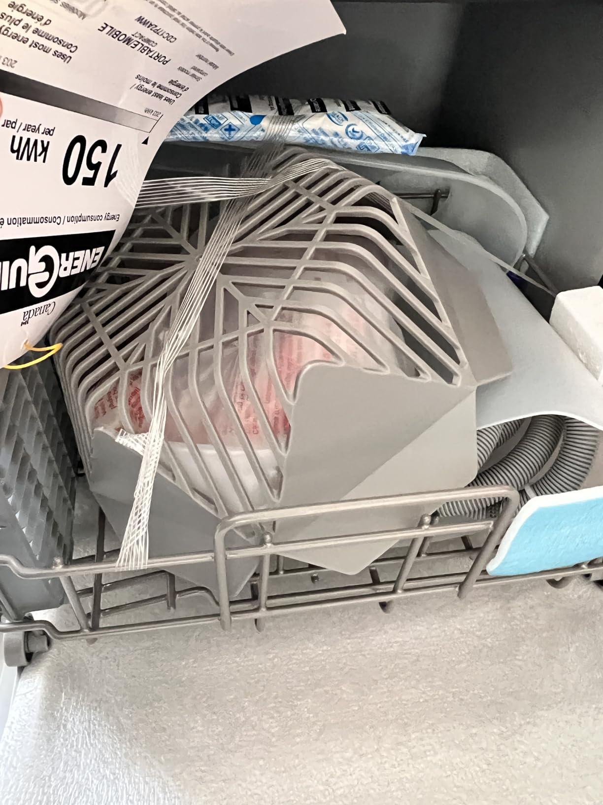 COMFEE' Countertop Dishwasher, Portable Dishwasher with 6L Built-in Water Tank, Mini Dishwasher with More Space Inside, 7 Programs, UV Hygiene & Auto Door Open, for Apartments, Dorms & RVs, White customer photo 2