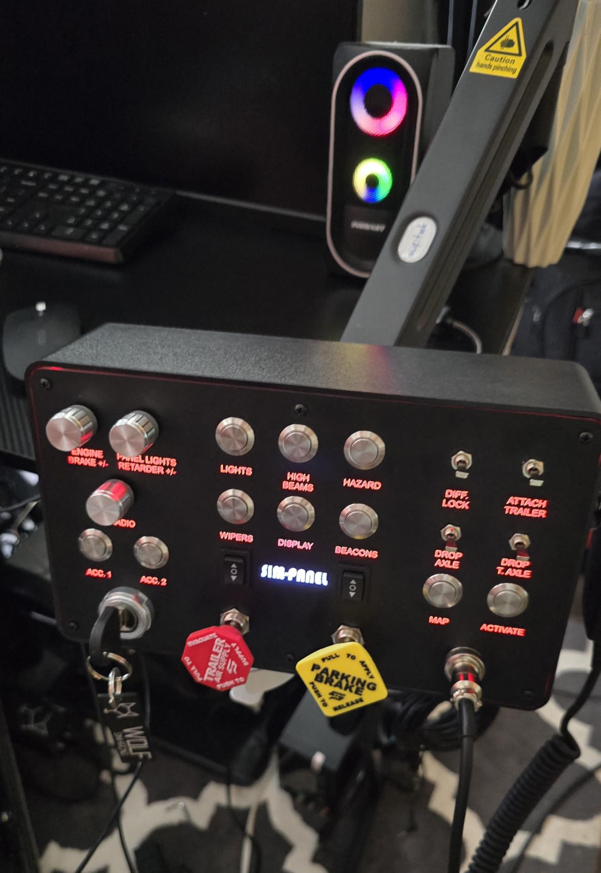 Classic ATS/ETS2 Button Box for American Truck Simulator (W/Communications and VESA Compatibility) customer photo 1