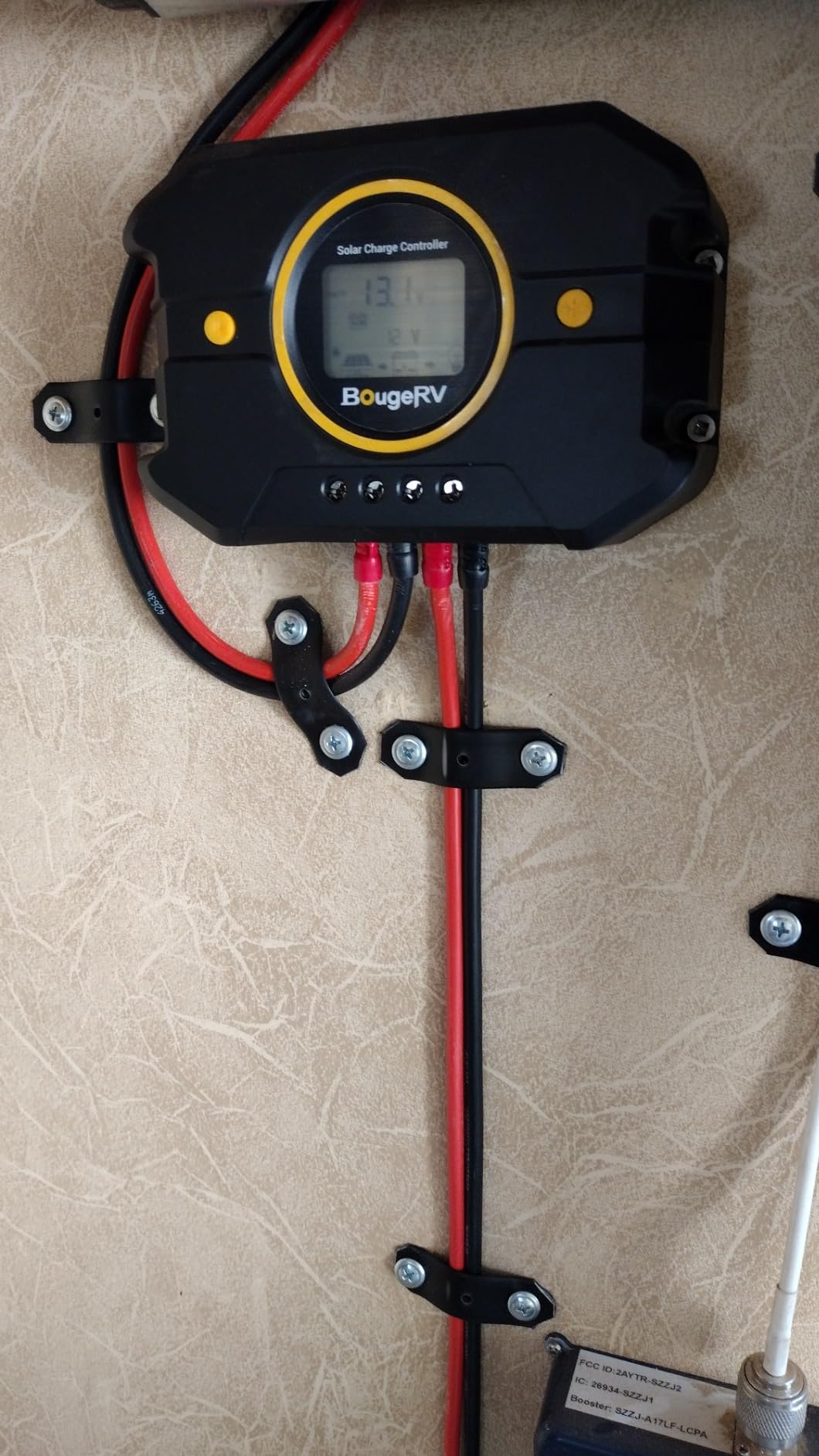 ECO-WORTHY 200 Watts 12 Volt/24 Volt Solar Panel Kit with High Efficiency Monocrystalline Solar Panel and 30A PWM Charge Controller for RV, Camper, Vehicle, Caravan and Other Off Grid Applications customer photo 1