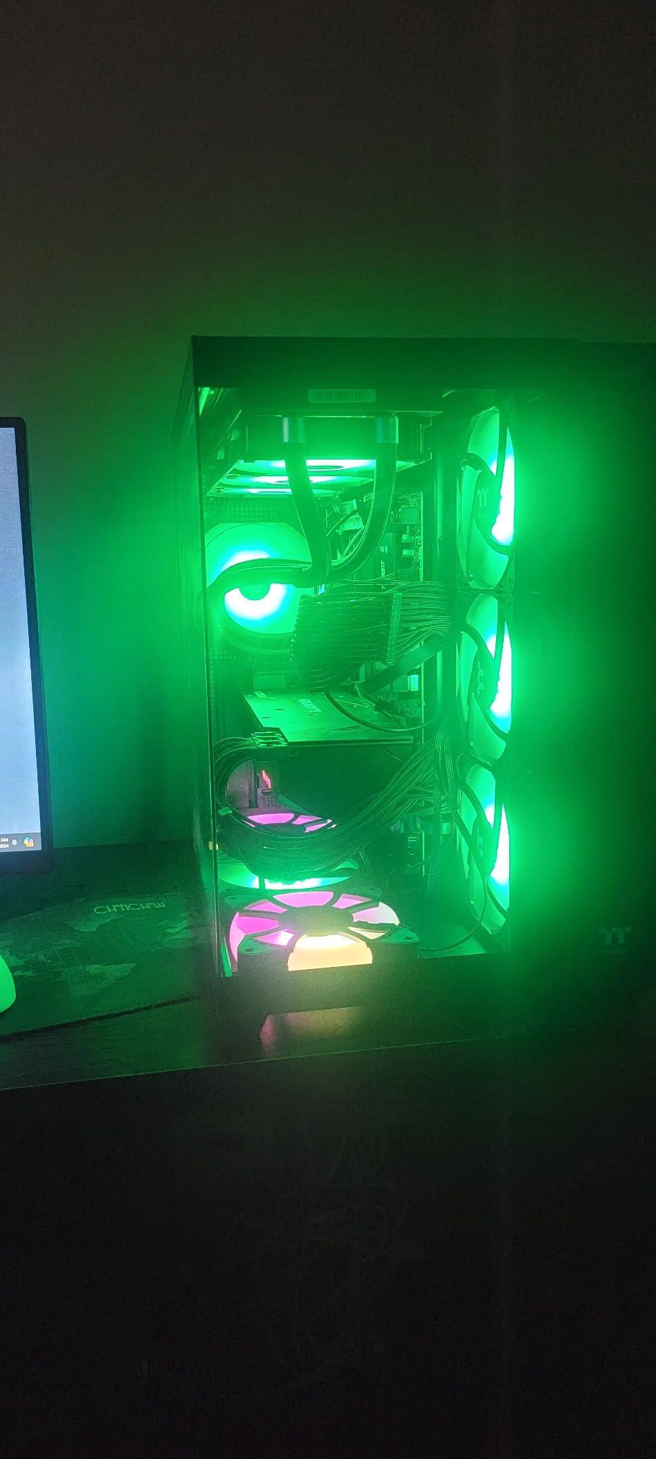 Thermalright ARGB Fan HUB Controller Support 8 Groups of Fans, 8-Port 4 Pin PC Fan Controller, 5V-3Pin ARGB Hub customer photo 2