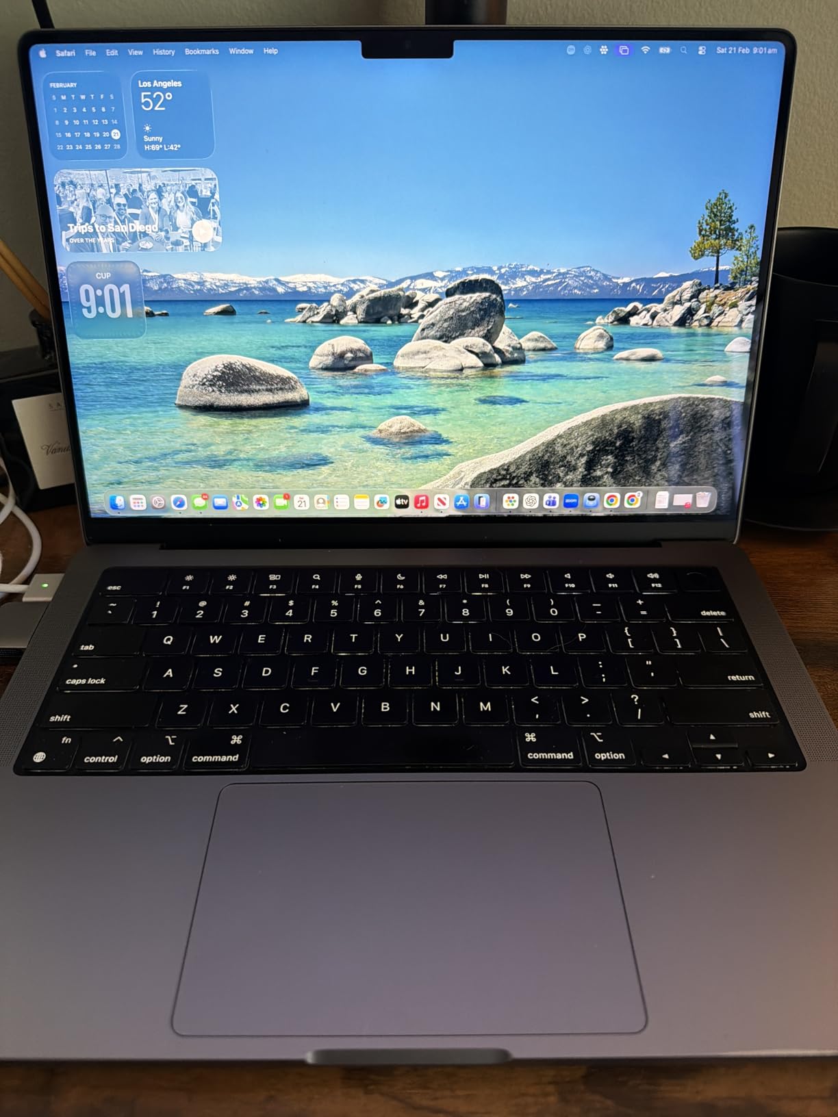 Apple MacBook Pro Late 2021 with Apple M1 Pro chip (14-inch, 16GB RAM, 1TB SSD Storage) Space Gray (Renewed) customer photo 1