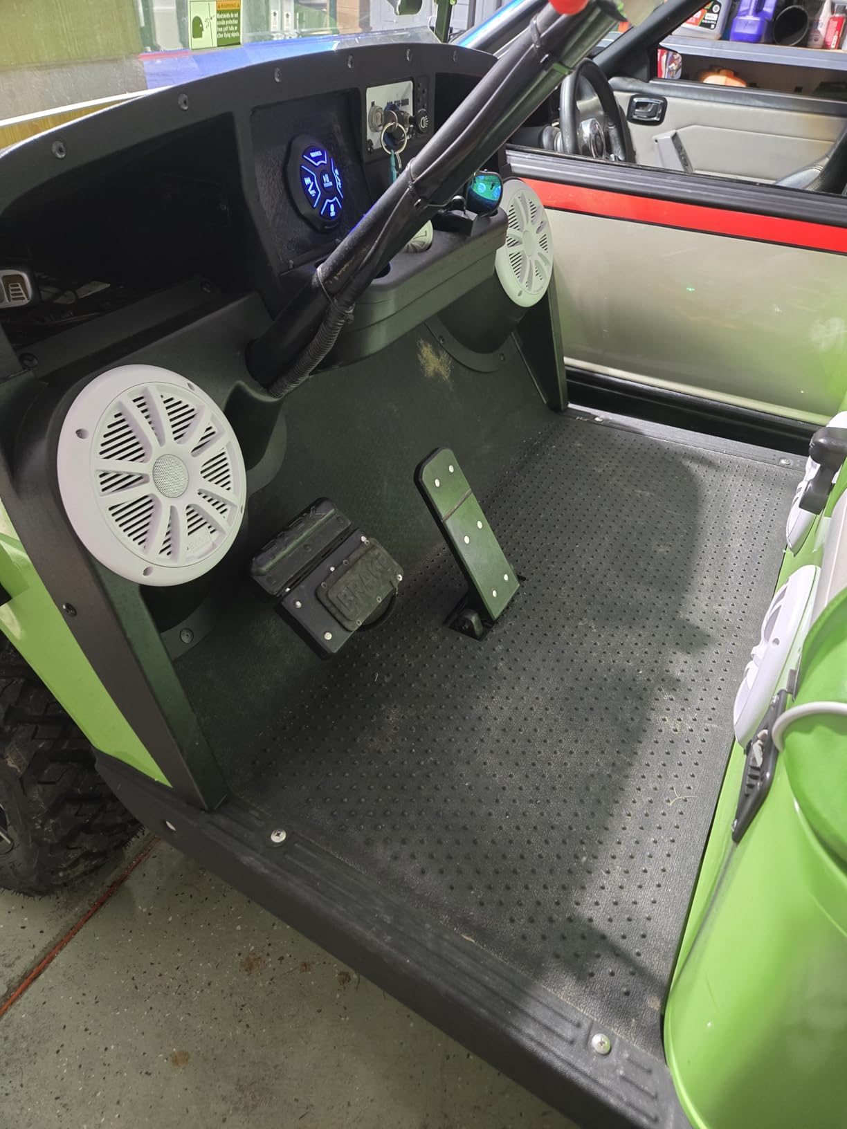 BOSS Audio Systems MGR300B Marine Boat Stereo Gauge Receiver - Bluetooth, No CD DVD Player, AM/FM Radio, IPX5 Weatherproof, USB, MP3 customer photo 1