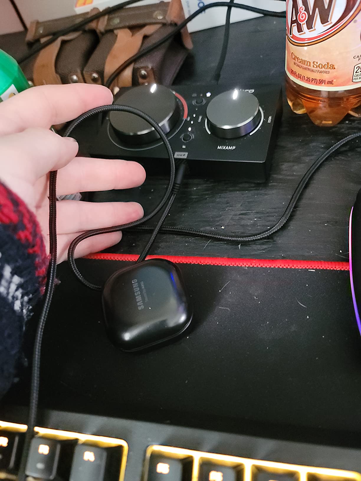 QJYTH Replacement A40 Cord Compatible with Astro A40 Headset, A40 Inline Mute Audio Cable for Astro A10/A40/A40TR Gaming Headset,Compatible with PS5/PS4 Controller(6.5 Feet, Black) customer photo 2