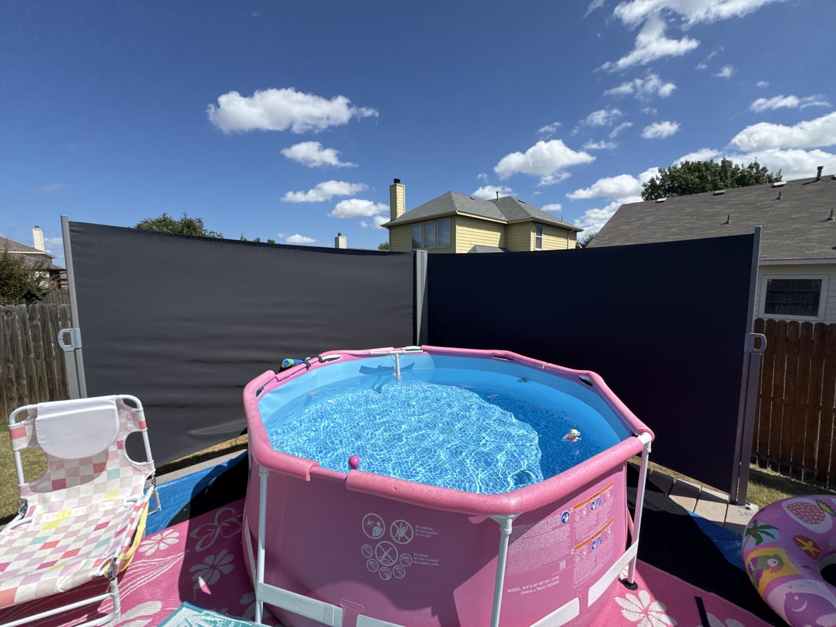 Yaheetech 236 x 71in Double Side Awning, Patio Retractable Side Screen Awning, Privacy Divider Screen w/ 220g/m² Polyester, Waterproof & UV-Resistant for Courtyard, Roof Terrace - Dark Gray customer photo 2