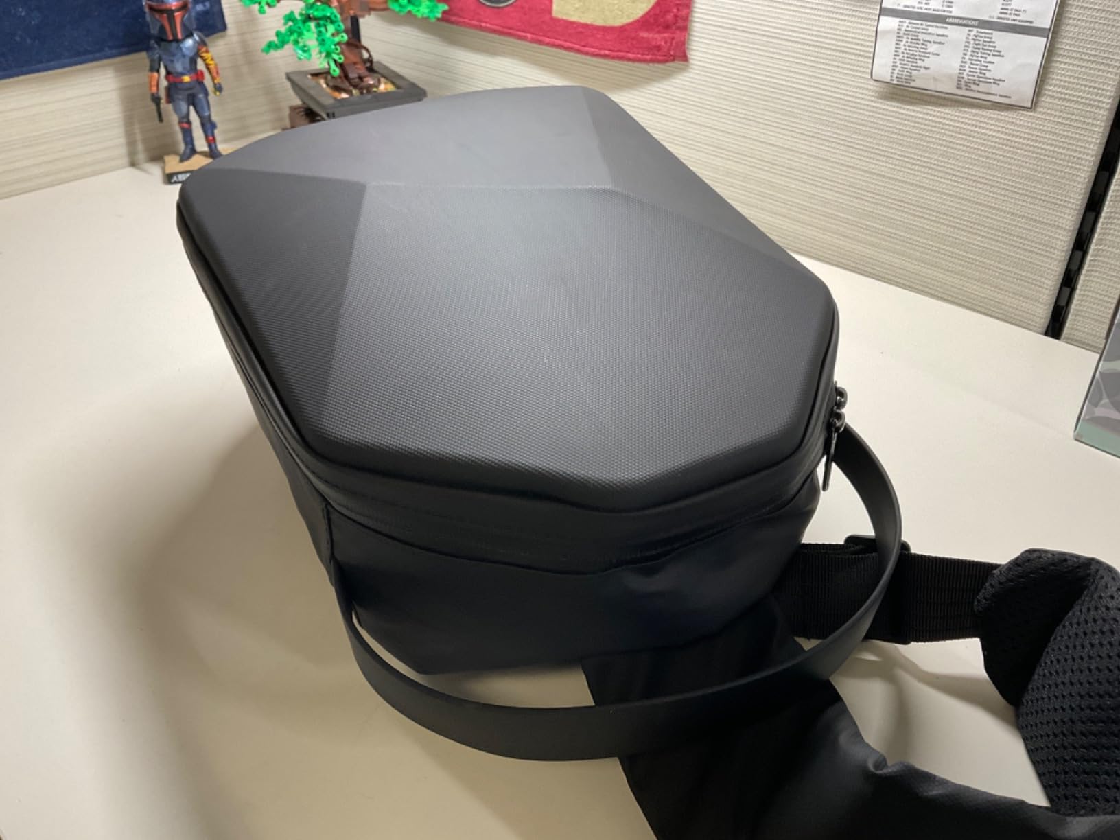 TOENNESEN Carrying Case for Meta Quest 3S/Quest 3/Quest 2/Vision Pro 2, VR Bag Compatible with KIWI/BOBOVR Elite Battery Strap, Full Protection for VR Headset, Accessories, Perfect for Travel/Storage customer photo 1