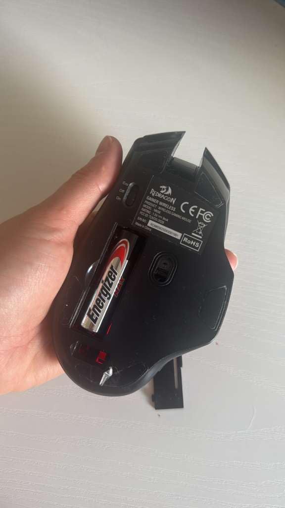 Redragon M656 Gainer Wireless Gaming Mouse, 4000 DPI 2.4Ghz Wireless Mouse w/ 5 DPI Levels, 7 Macro Buttons, Red LED Backlit & Pro Software/Drive Supported, for PC/Mac/Laptop customer photo 1