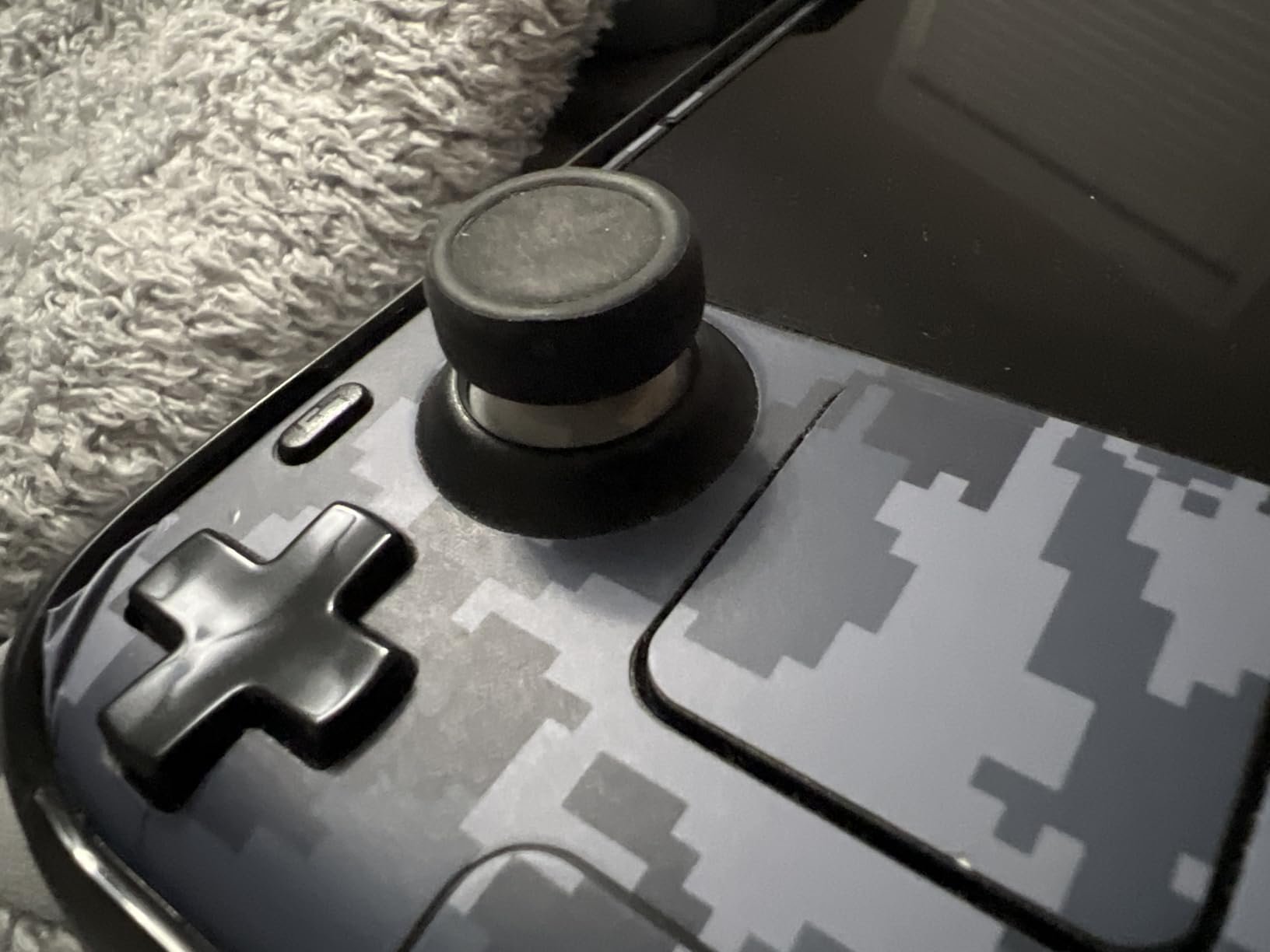 Gecko Grip, Thumbstick Grip Covers, for PlayStation PS5, PS4, Xbox One, Switch Pro, Steam Deck, Anti-Slip Microstructured Analog Stick Thumb Grips, (1 Pair) Black, Grip Covers Only customer photo 2