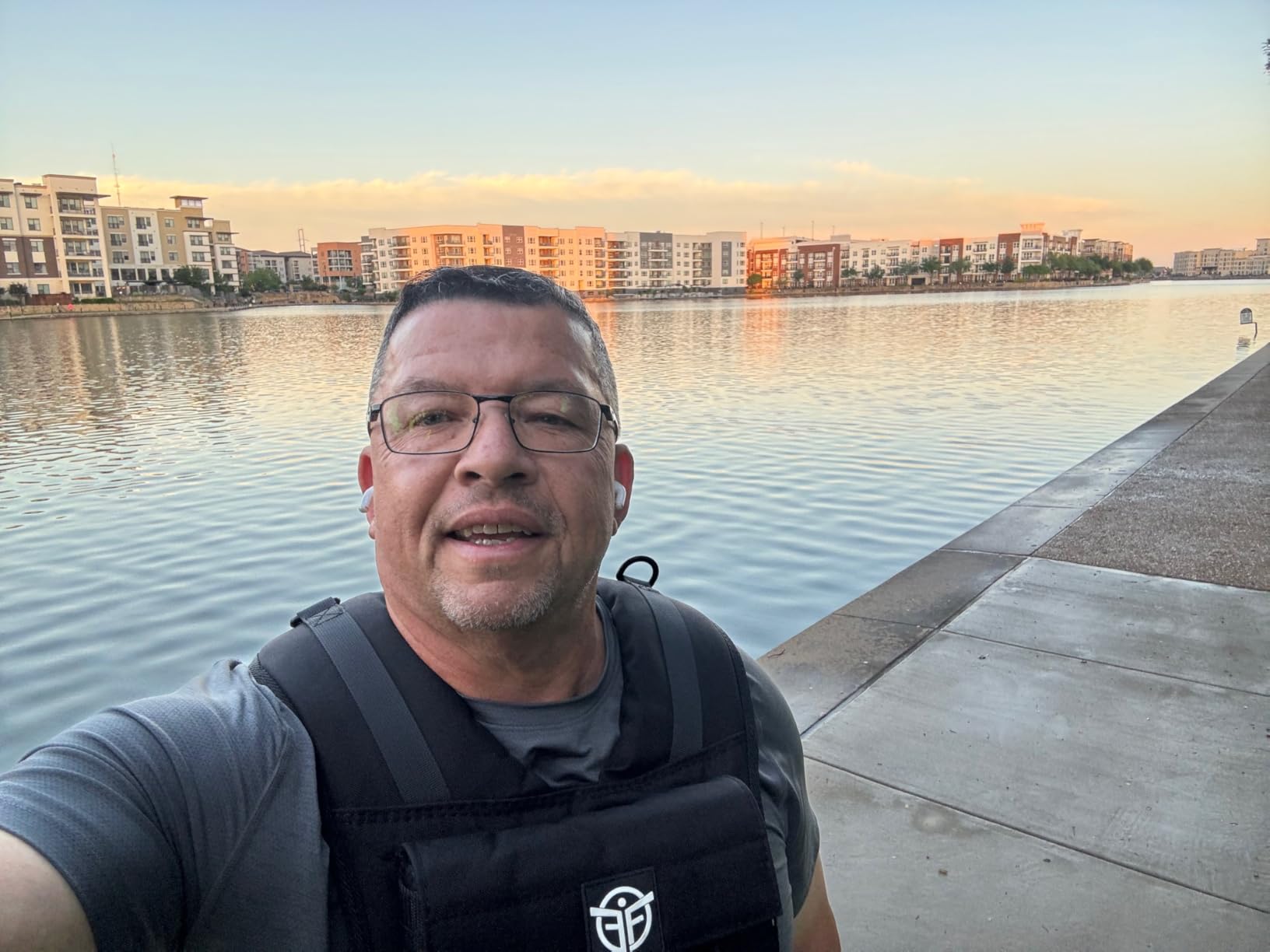 40 lb Weighted Vest for Men & Women - Adjustable 0-40 lb with 16 Iron Weight customer photo 2