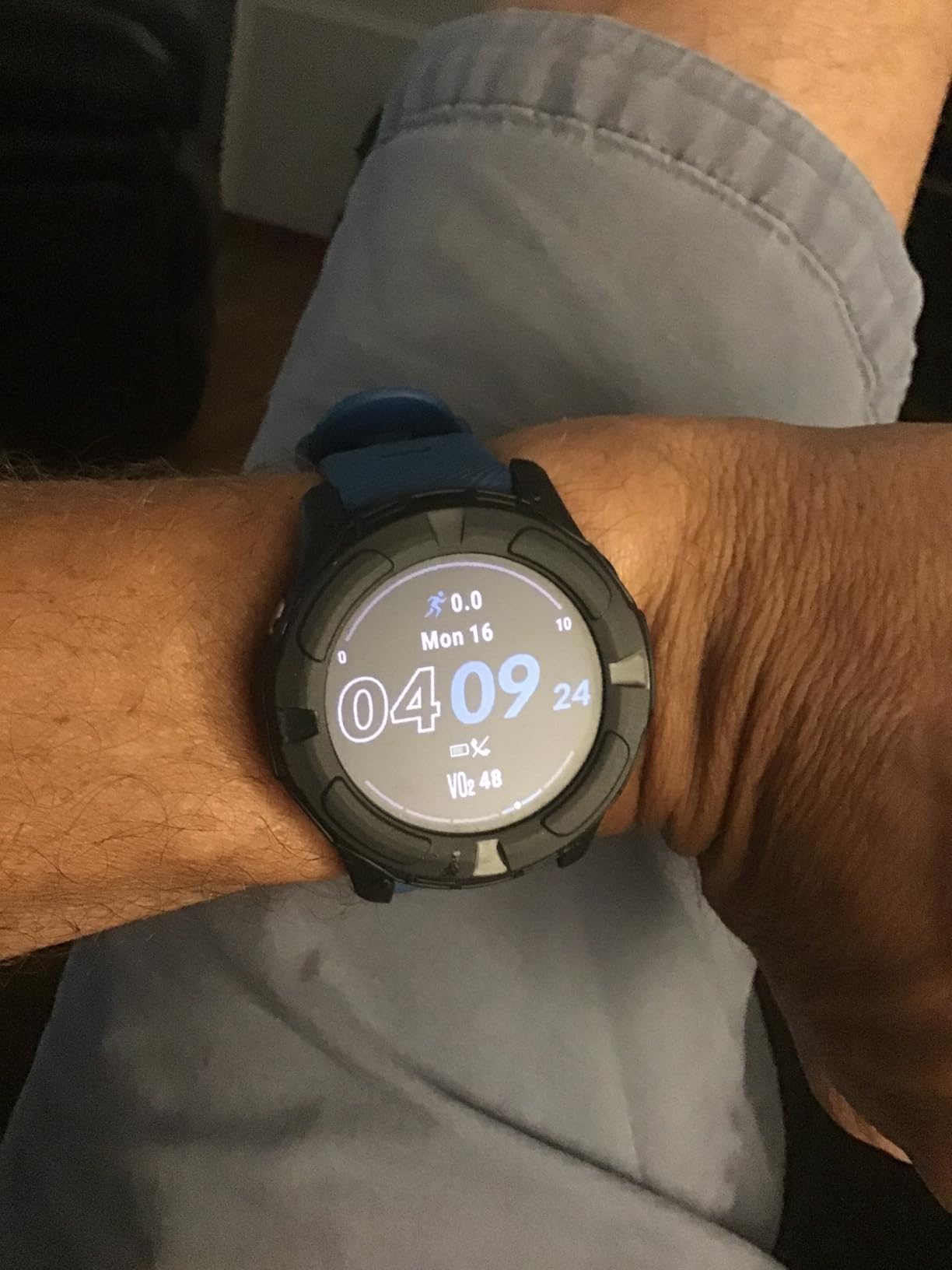 Garmin Forerunner 255, GPS Running Smartwatch, Advanced Insights, Long-Lasting Battery, Slate Gray customer photo 2