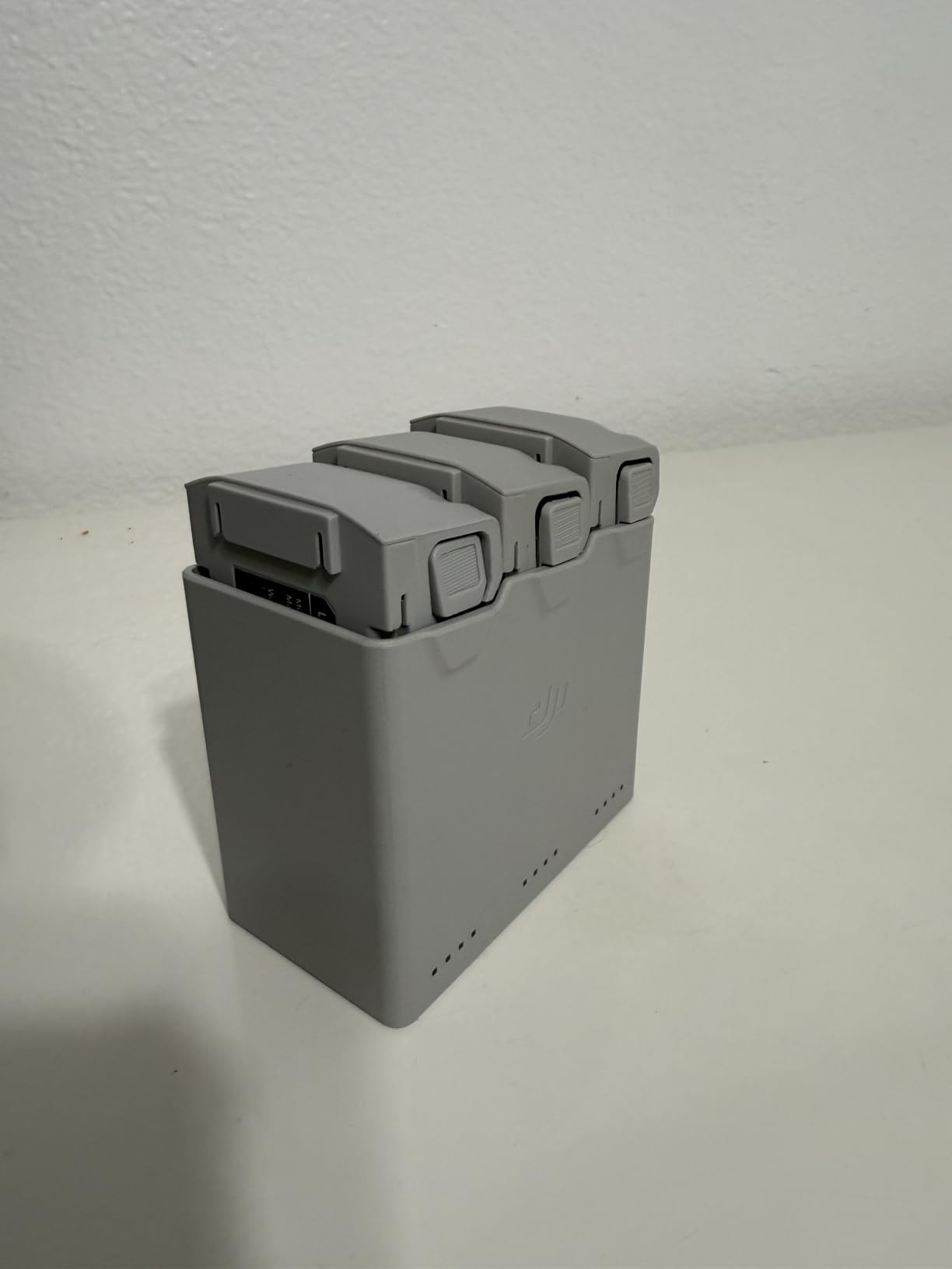 DJI 30W USB-C Two-Way Charging Hub for Mini 3 Pro - Official Battery Charging Station customer photo 1