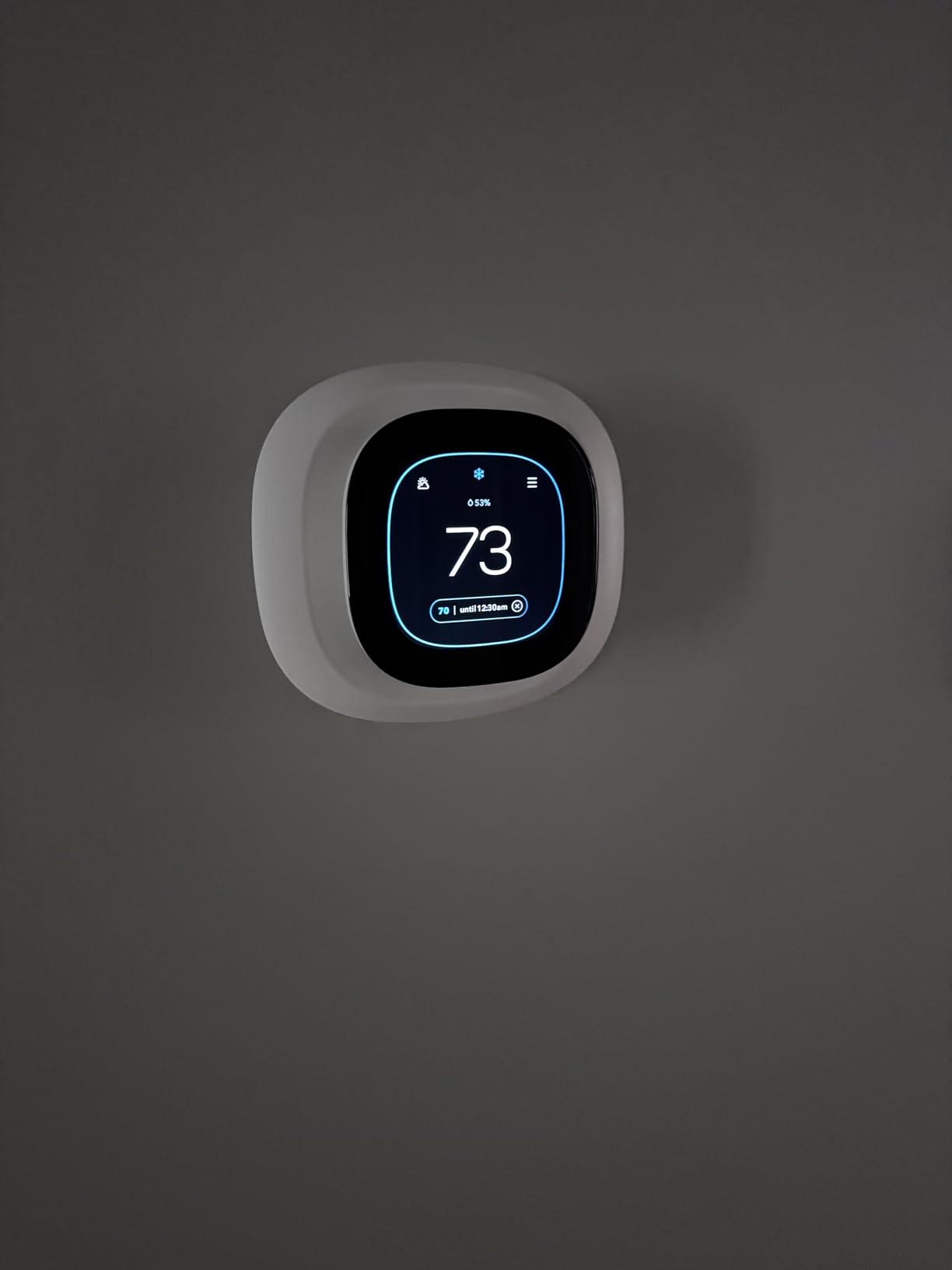 ecobee Smart Thermostat Enhanced - Programmable Wifi Thermostat - Works with Siri, Alexa, Google Assistant - Energy Star Certified - Smart Home customer photo 1