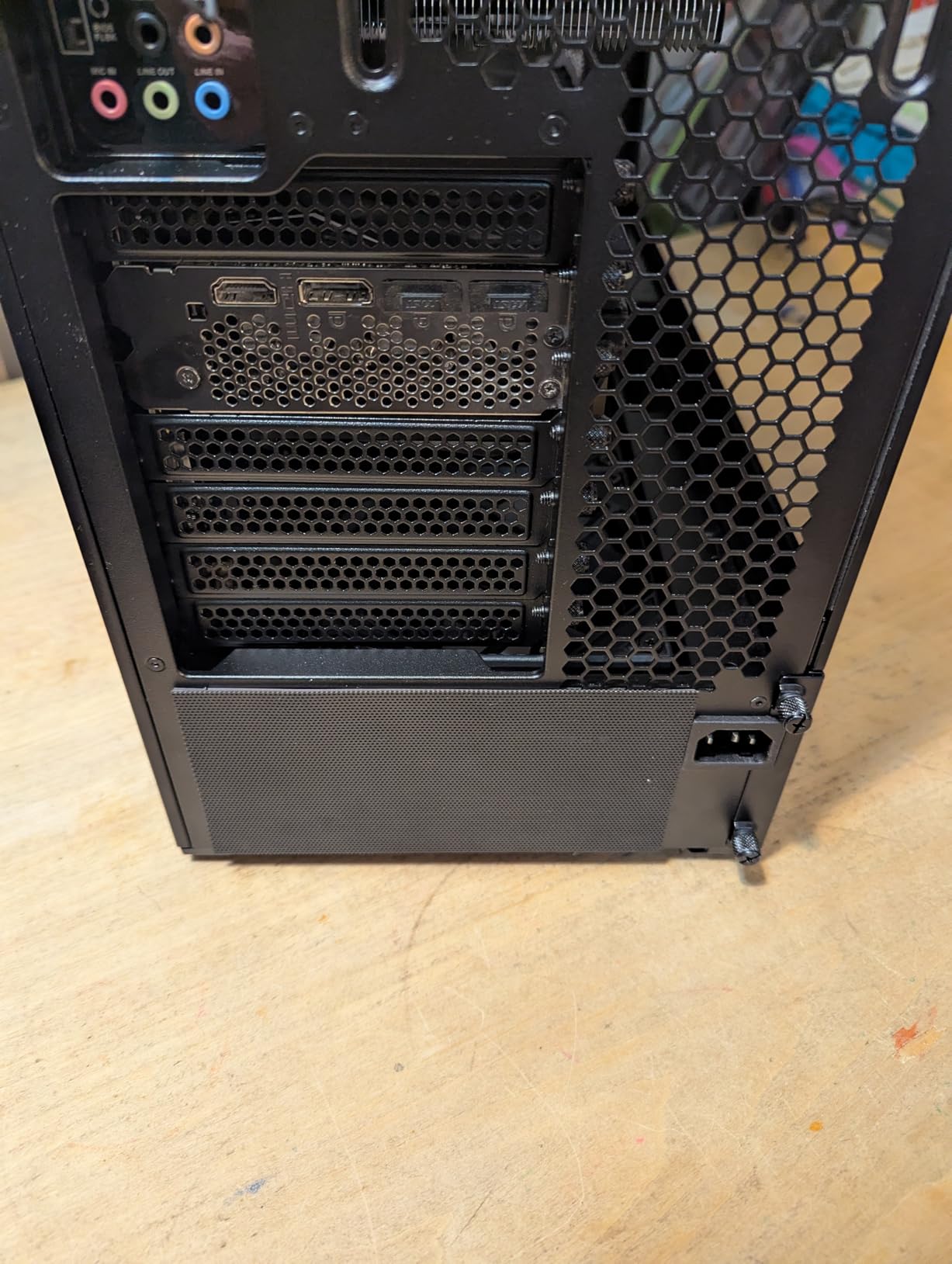 400x300mm DIY PC Case Dust Mesh Filter, 2Pack PVC Dustproof Mesh Filter Cover with Magnetic Strip for Computer PC Case customer photo 1