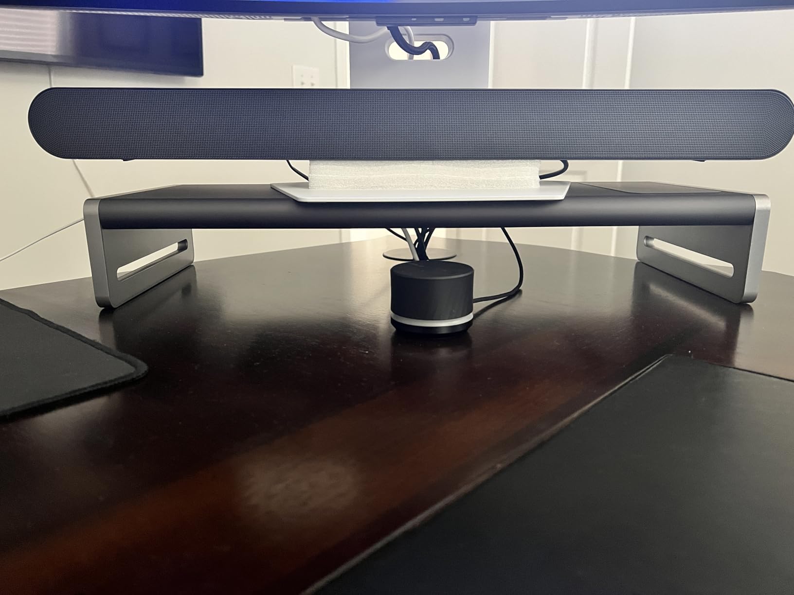 Samsung HW-S50B/ZA 3.0ch All-in-One Soundbar w/Dolby 5.1, DTS Virtual:X, Q Symphony, Built-in Center Speaker, Adaptive Sound Lite, Bluetooth Multi Connection (2022) customer photo 1