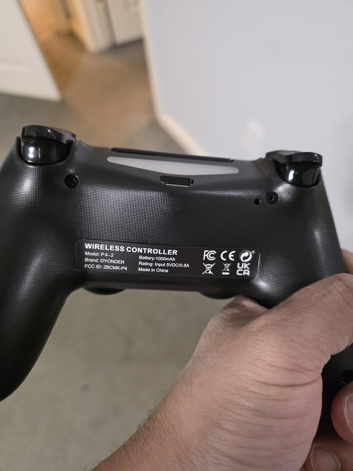 8Bitdo Adapter Switch Controller Adapter 2 USB Wireless for Windows, Mac & Raspberry Pi, Compatible with Xbox Series X & S, PS5/PS4/PS3 Controllers customer photo 1