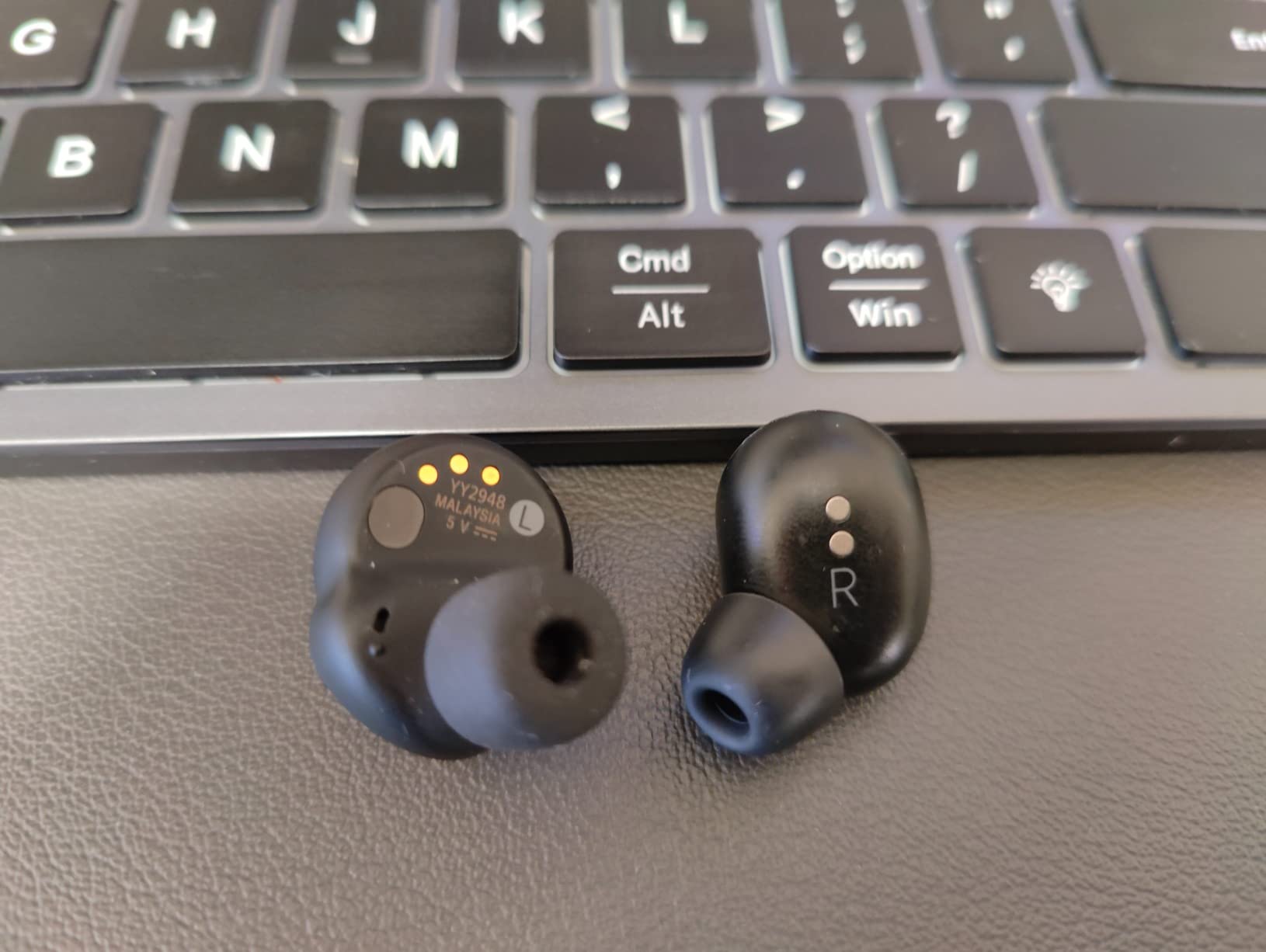 Pixel Buds Pro - Noise Canceling Earbuds - Up to 31 Hour Battery Life with Charging Case - Bluetooth Headphones - Compatible with Android - Fog customer photo 1