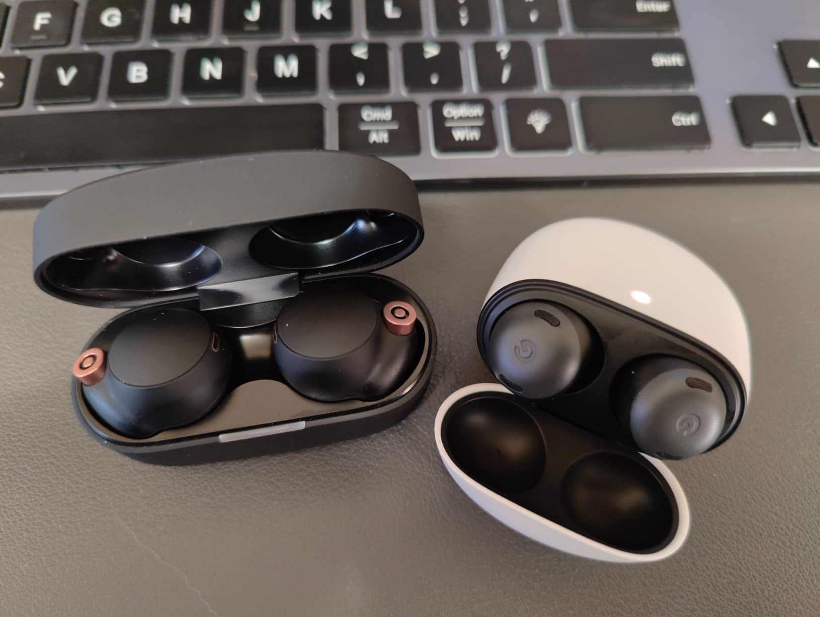 Pixel Buds Pro - Noise Canceling Earbuds - Up to 31 Hour Battery Life with Charging Case - Bluetooth Headphones - Compatible with Android - Fog customer photo 2