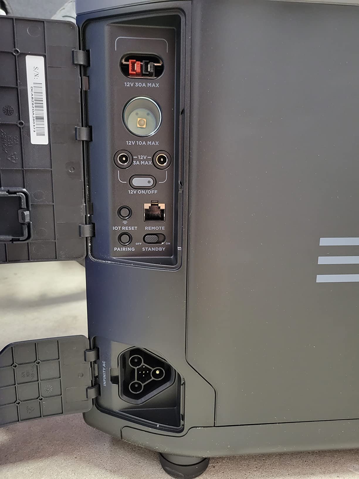 EF ECOFLOW Solar Generator 120V/3.6KWh DELTA Pro with 400W Portable Solar Panel, 23% High Efficiency, 5 AC Outlets, 3600W Portable Power Station for Home Backup Outdoors Camping RV Emergency customer photo 1