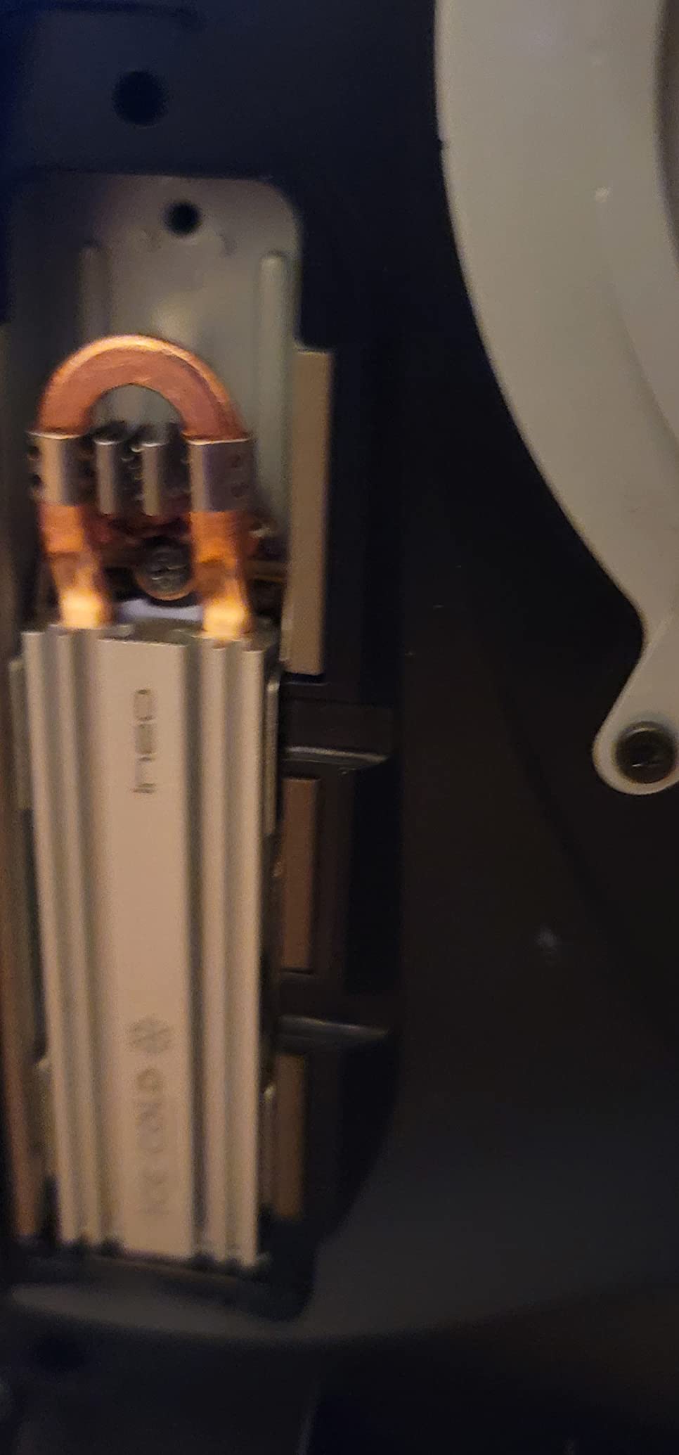 ineo PS5 Heatsink, M.2 NVME SSD Heatsink for PS5 Slim/PS5 Pro Internal PCIe M.2 NVMe Gaming SSD, Magnesium Aluminum Alloy Designed with Large Heat Dissipation [M22] customer photo 1