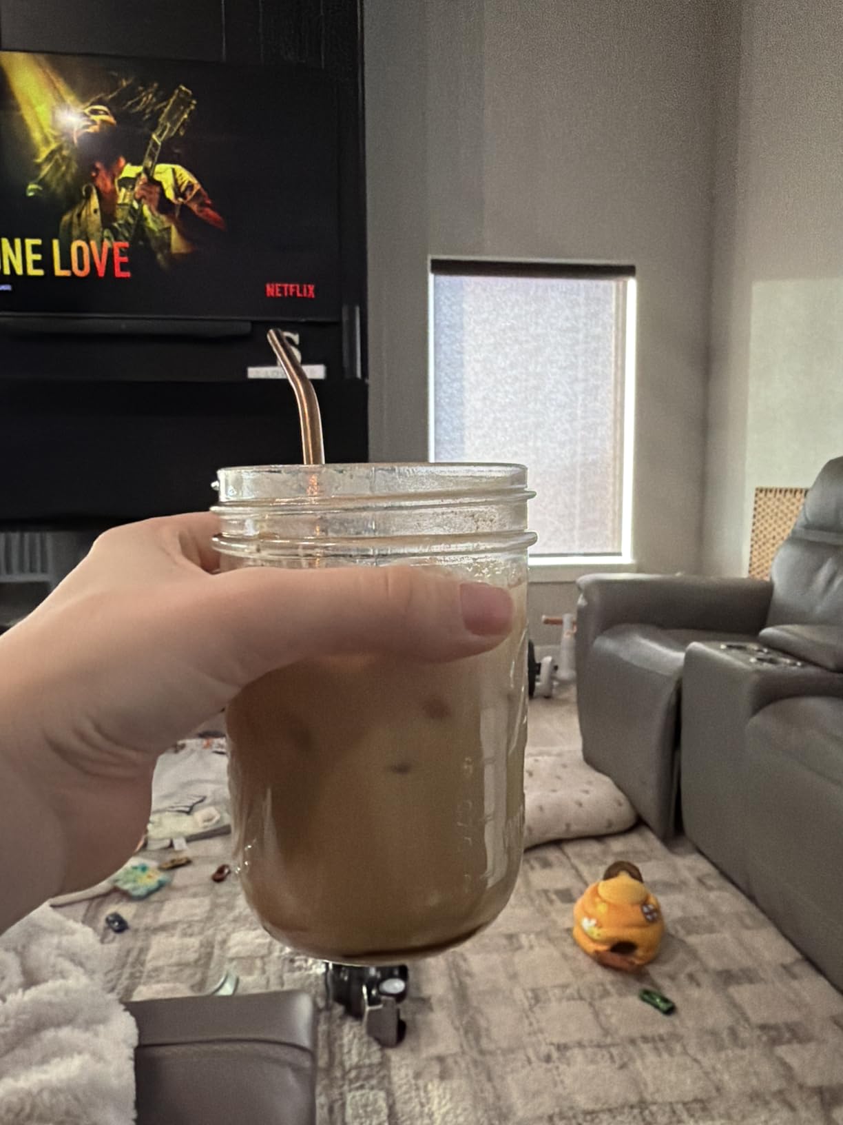 De'Longhi Magnifica Evo Automatic Espresso & Coffee Machine with Auto Milk Frother, Built-in Grinder & Auto-Clean Function - ECAM29084SB, Silver customer photo 1