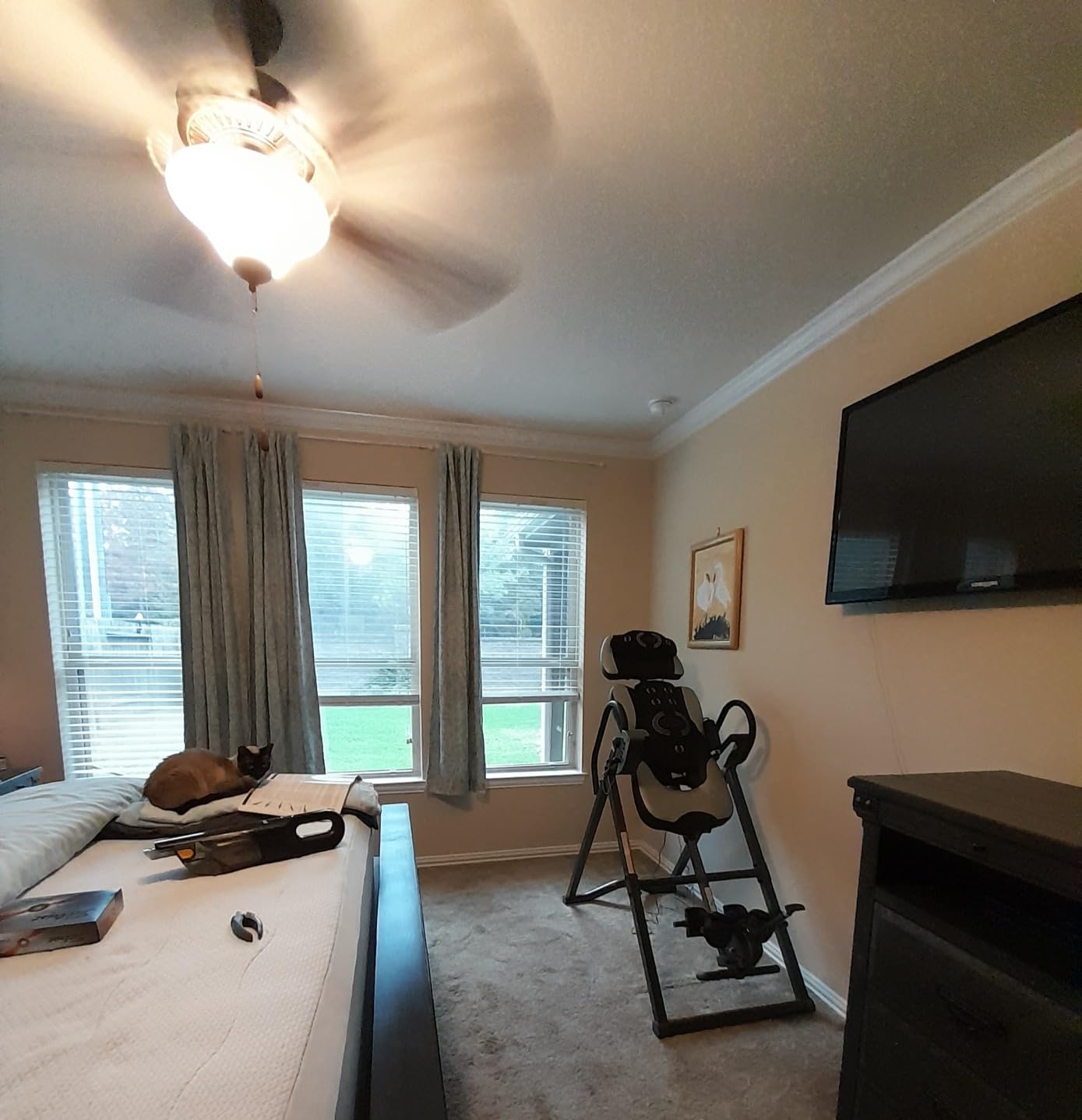 Innova ITM6000 Advanced Heat and Massage Therapeutic Inversion Table customer photo 2