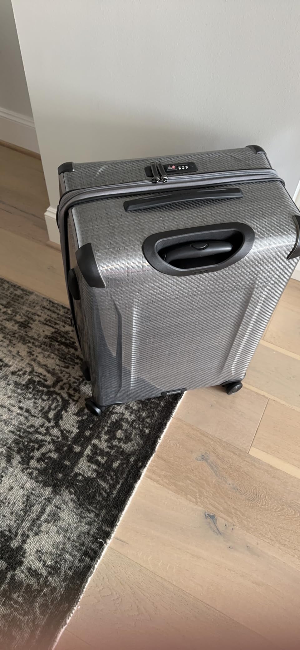 Tumi Tegra-Lite 4 Wheel Luggage - Highly Durable Suitcase, Flexible Shell, Sleek and Lightweight Men's and Women's Expandable Rolling Bag - International, T-Graphite customer photo 2