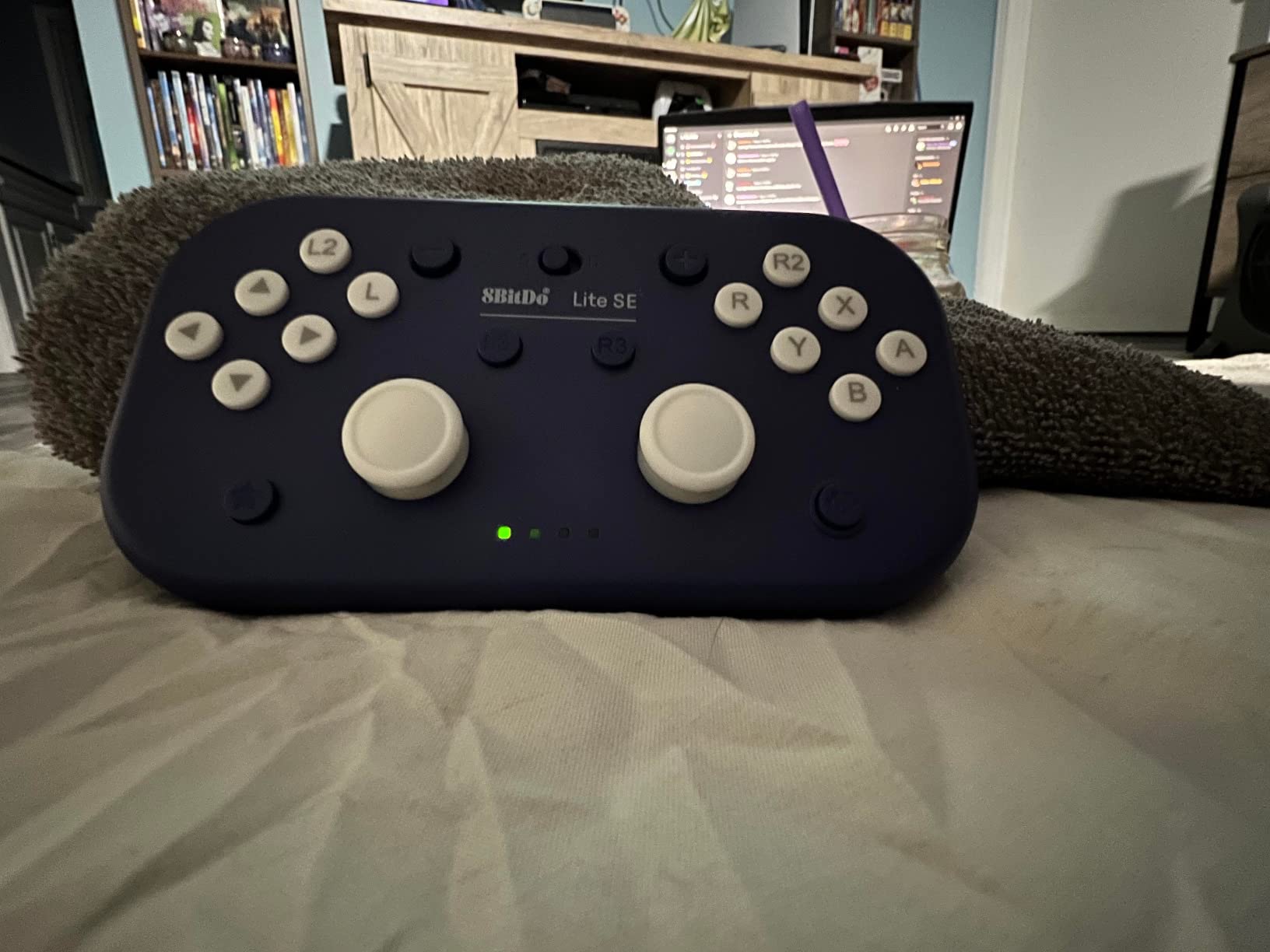 8BitDo Lite SE Bluetooth Gamepad for Switch, Android, iPhone, iPad, macOS and Apple TV - for Gamers with Limited Mobility customer photo 2