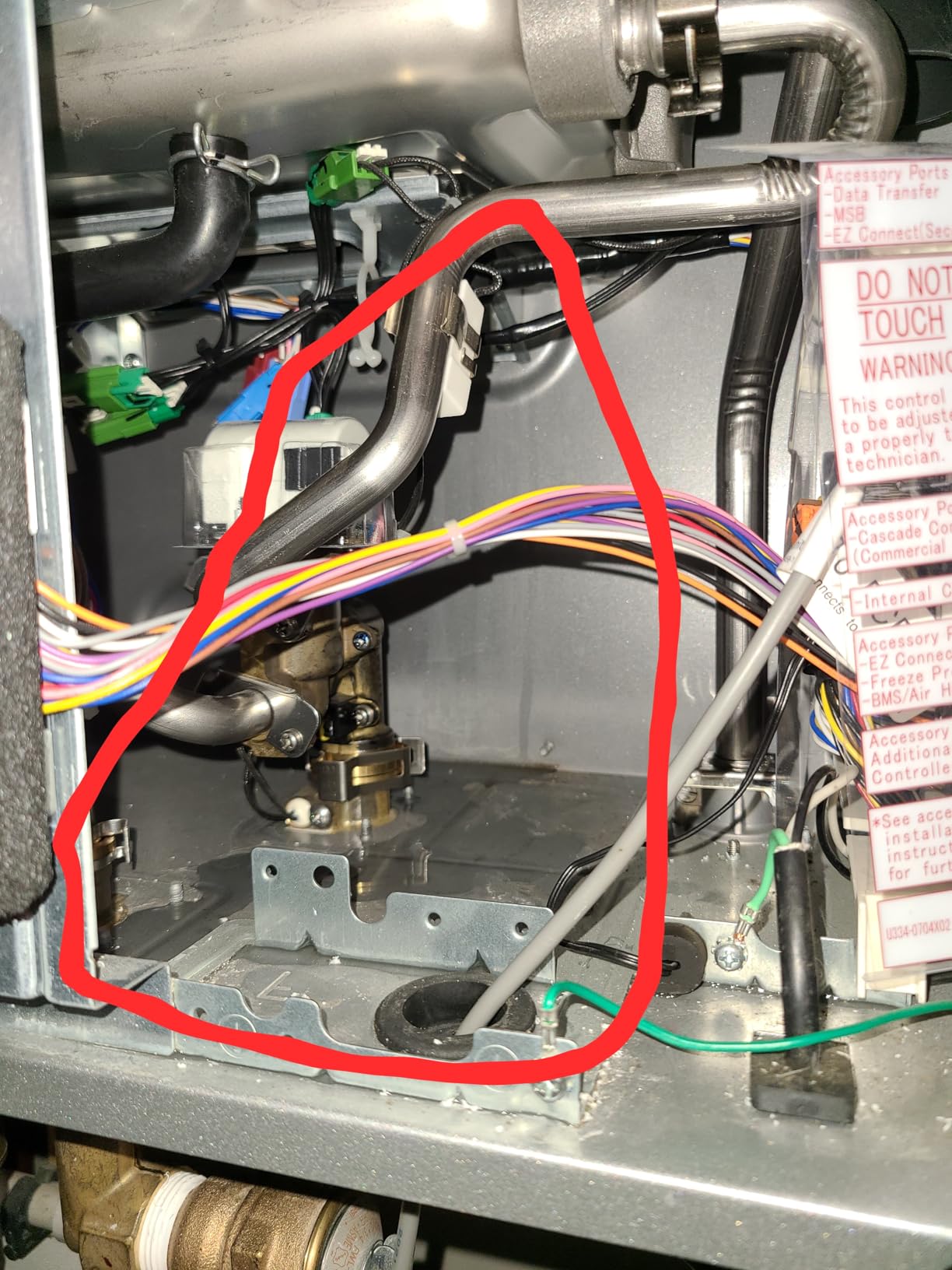 Rinnai RE199iN Non-Condensing Natural Gas Tankless Water Heater, Up to 9.8 GPM, Indoor Installation, 199,000 BTU customer photo 1