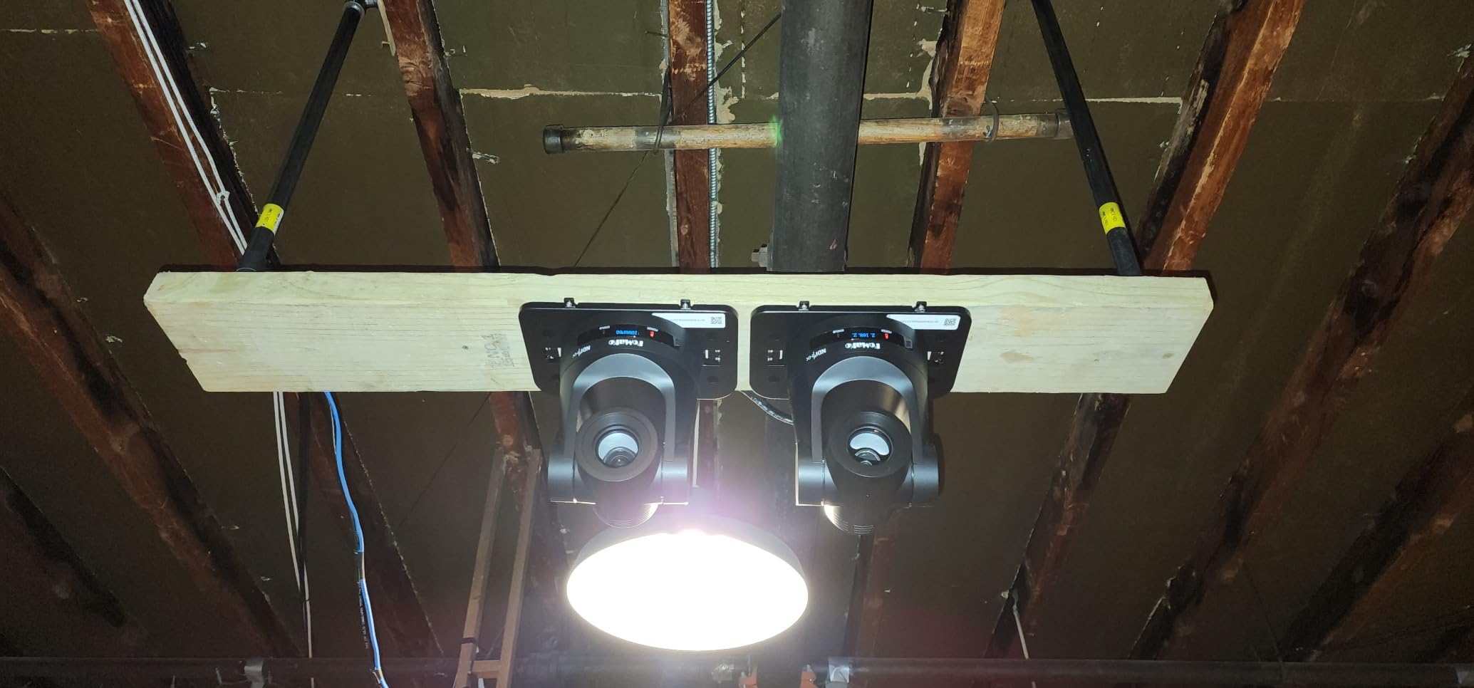 FoMaKo NDI PTZ Camera (NDI 6 & NDI HX3 Certified), AI Auto-Tracking Gen 3, 20X Optical Zoom PoE HDMI PTZ Camera for Church Worship, NDI PTZ Controller, (NDI PTZ Bundle KN20Ax2+KC608) BN202 customer photo 2