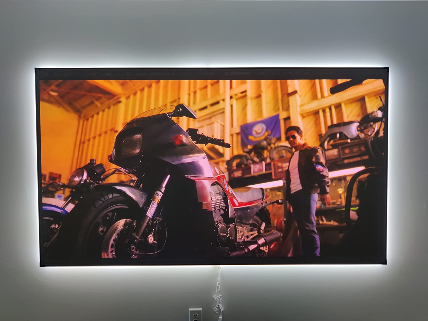 Projector Screen, Paris Rhone 100 inch 4K Ultra HD 16:9 Ambient Light Rejecting Fixed Frame ALR Projector Screen, Ceiling Light Rejecting Projection Screen for Ultra-Short Throw Projectors customer photo 2