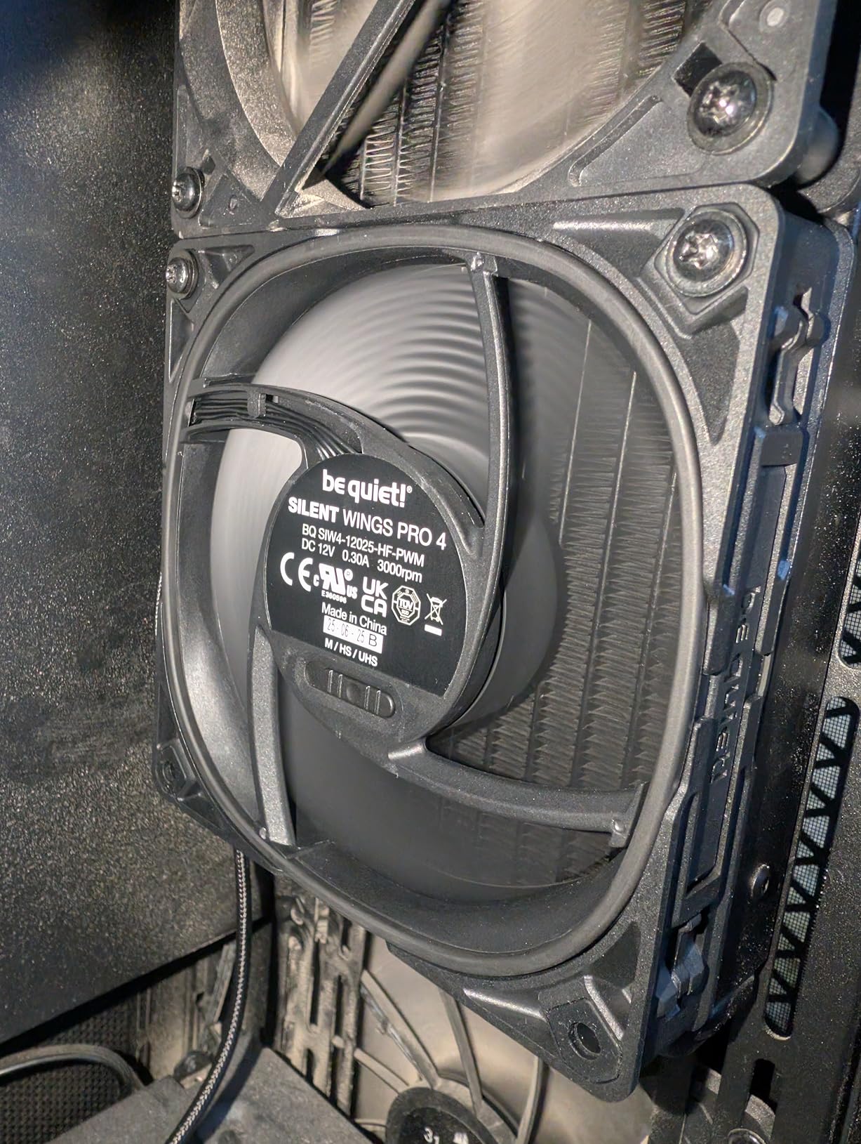 be quiet! Silent Wings Pro 4 140mm PWM High Speed 2400 RPM Premium Low Noise Cooling Fan | 4-Pin | BL099 customer photo 2