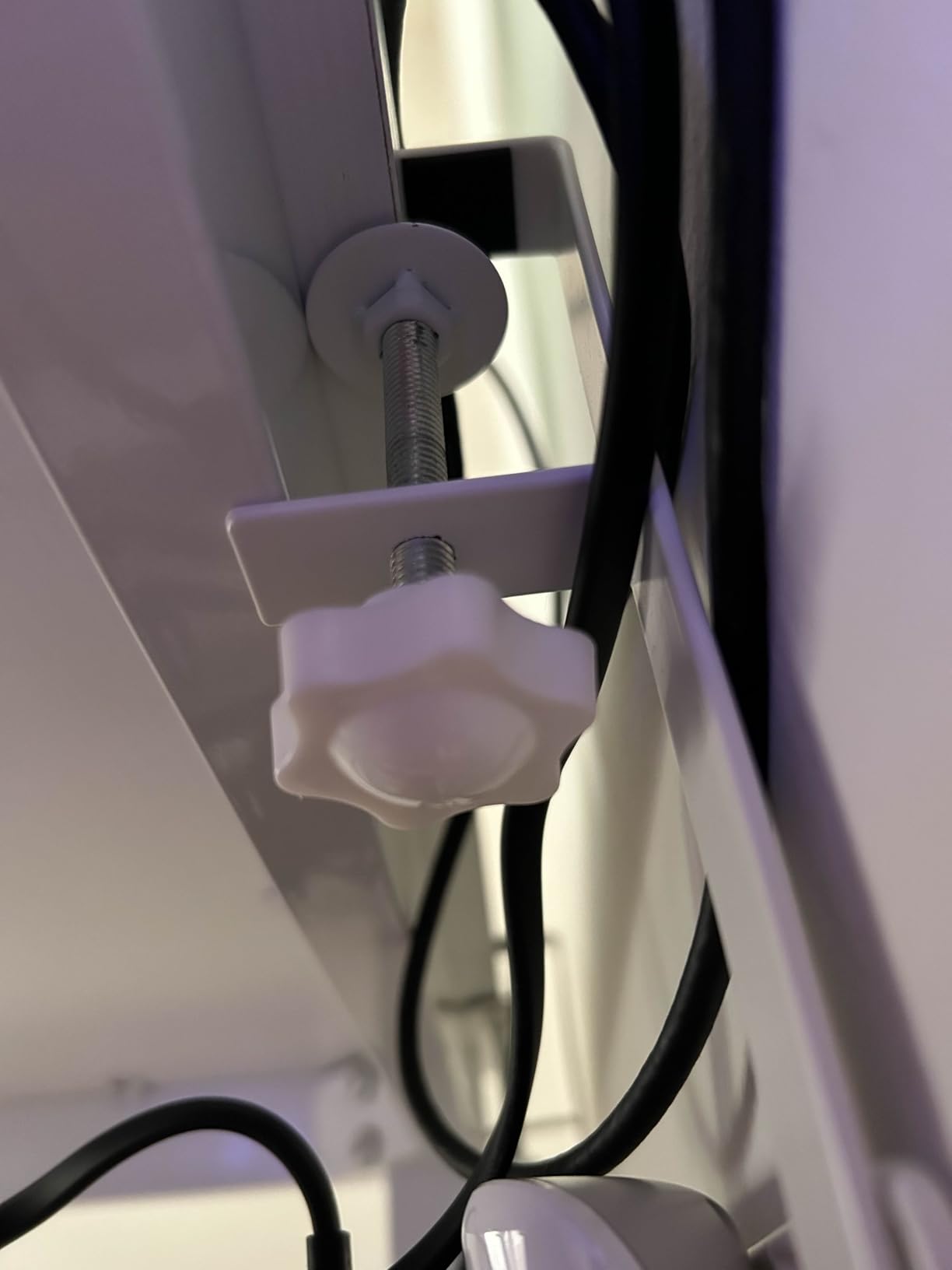 Under Desk Cable Management Tray, Xpatee Upgraded Wire Management No Drill No Screws customer photo 2