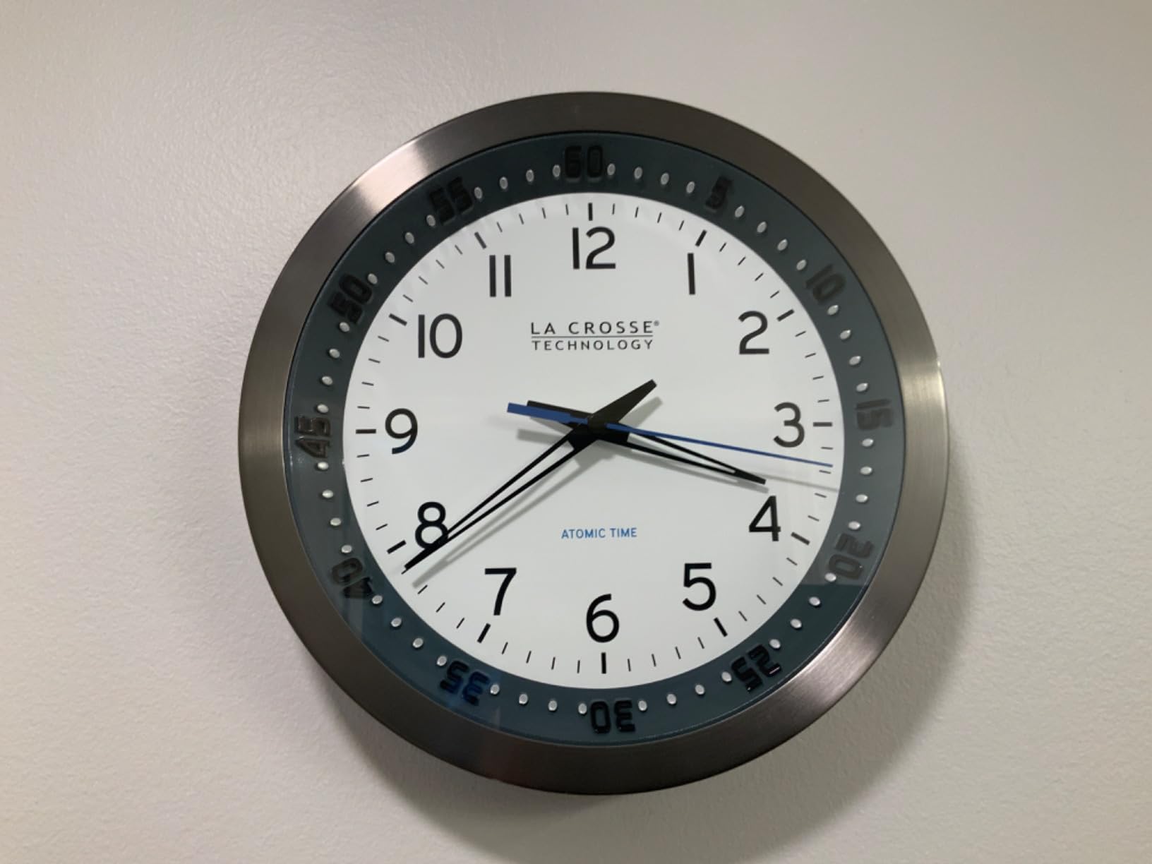 La Crosse Technology Atomic Wall Clock, Metal, 10
