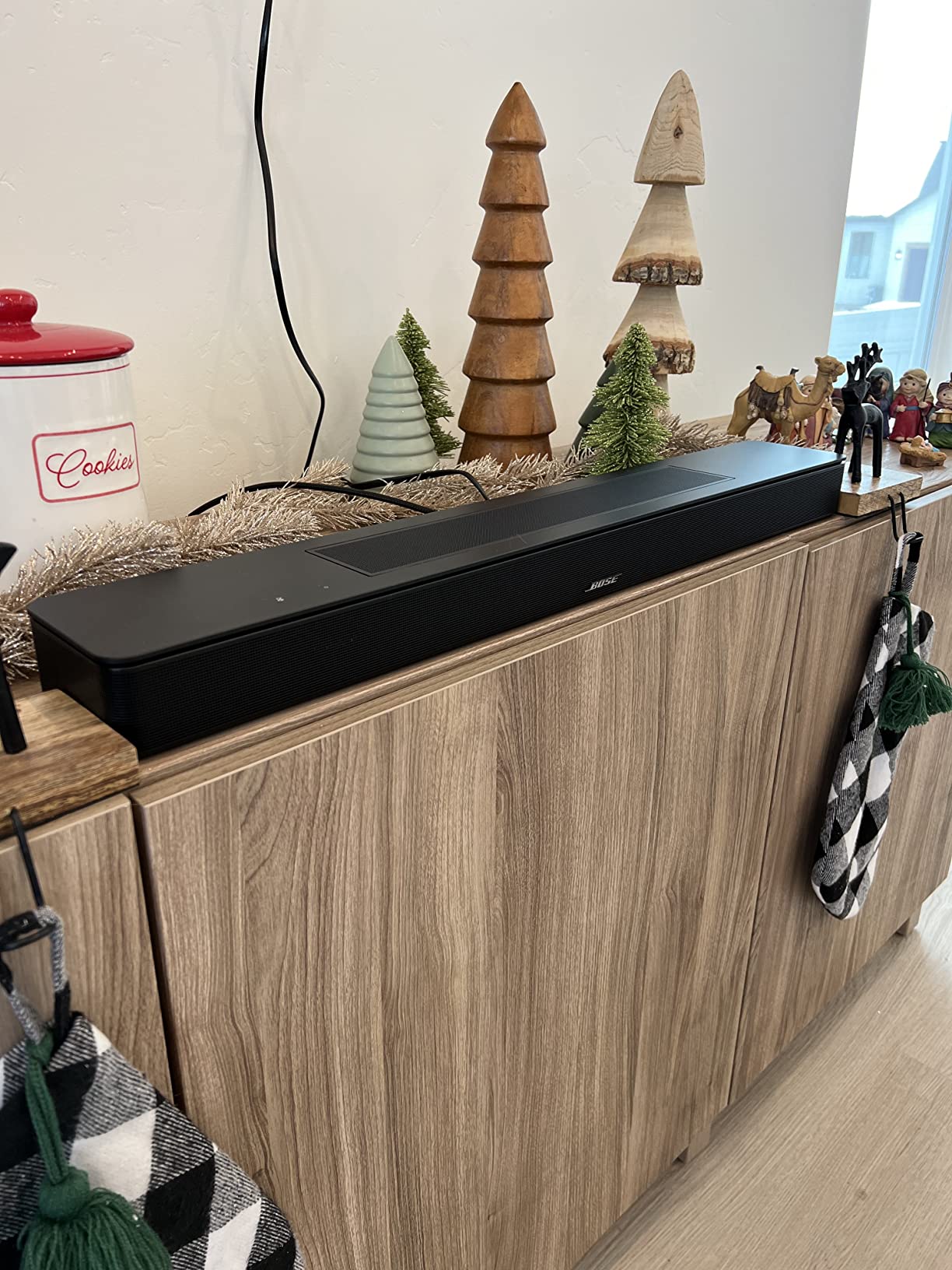 Bose Smart Soundbar 600 with Dolby Atmos, Bluetooth Wireless Sound Bar for TV with Built-in Microphone and Alexa Voice Control, Black customer photo 2