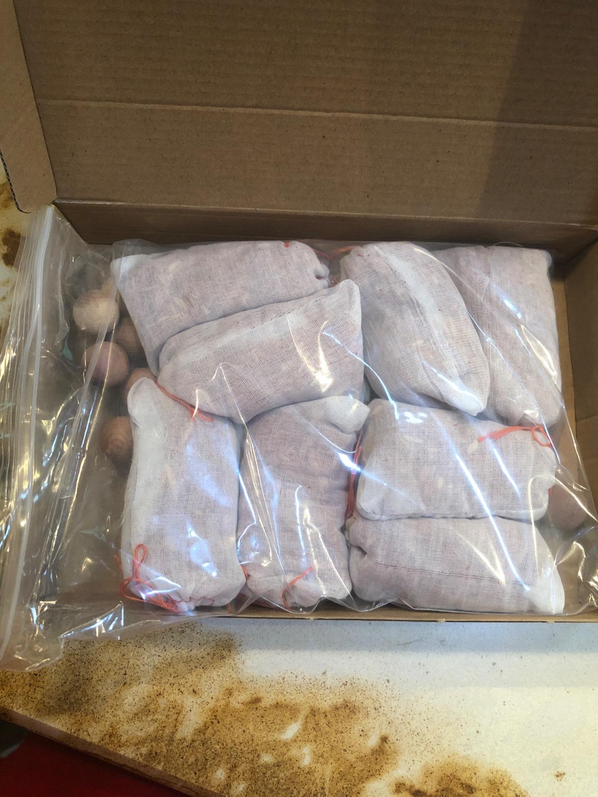 Homode Cedar Closet Liner Planks, Set of 8 Drawer Liners, Tongue and Groove, Aromatic Cedar Wood Panels for Clothes Storage, 11.5 x 4 x 0.4 Inches customer photo 2