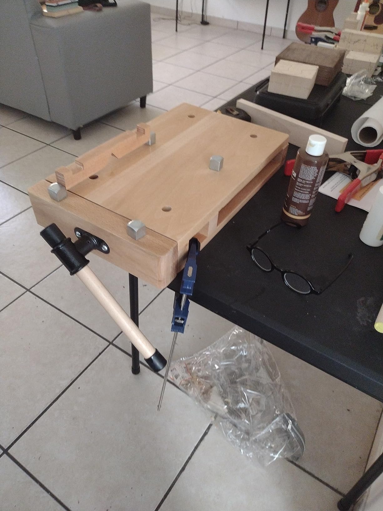 Woodworking Bench Vise - Hard Wood Vise for Workbench with 4 Bench Dogs and 2 Clips, Wood Bench Vises Kit Workbench Top Whittling Vise Woodworking Tools Work Benches for Garage Studios customer photo 1