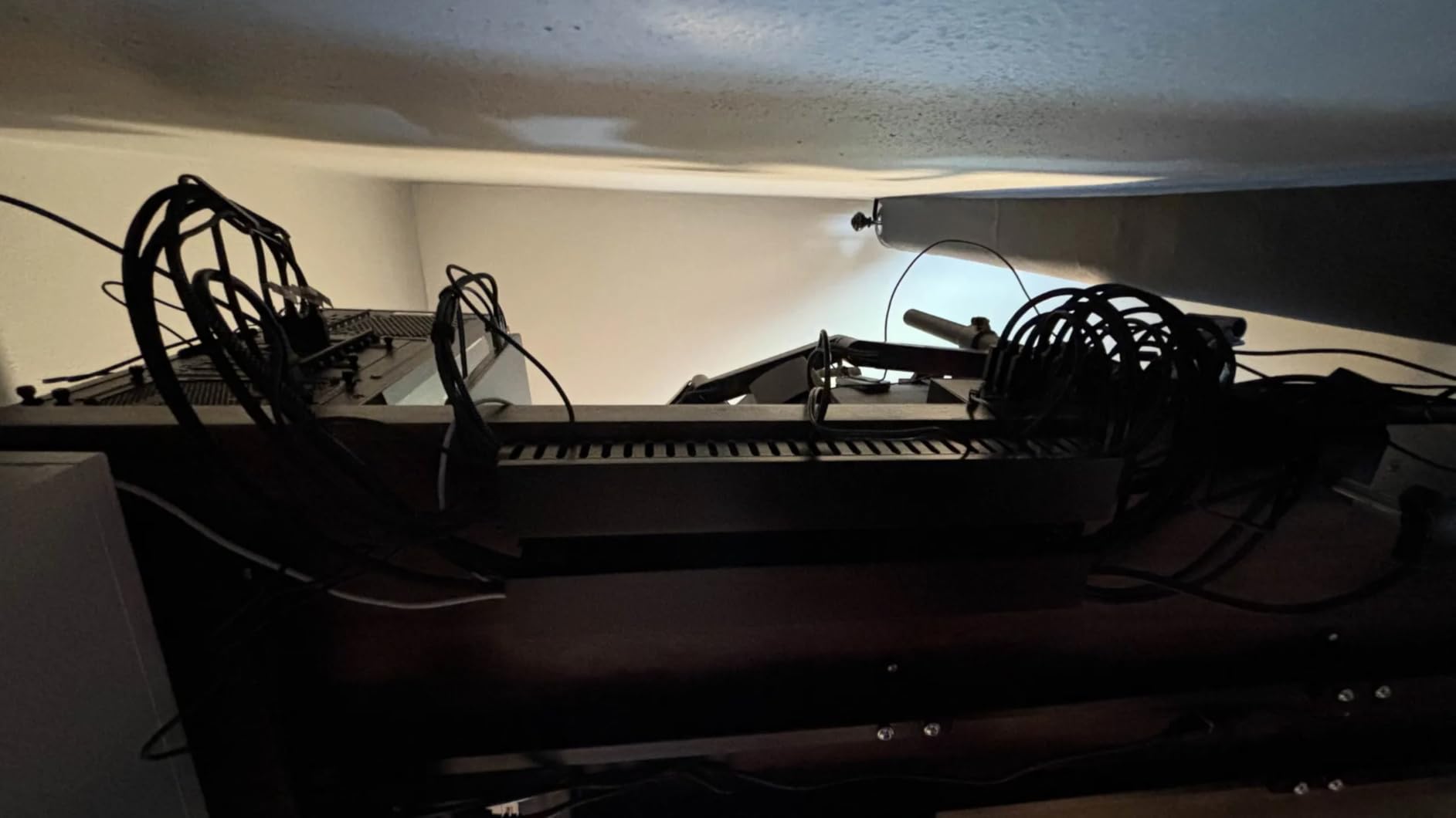 Silkland 54Gbps DisplayPort Cable 2.1 [VESA Certified], DP 2.1 Cable [16K@30Hz, 8K@120Hz, 4K@240Hz 165Hz 144Hz] HDR, HDCP DSC 1.2a, Compatible FreeSync G-Sync Gaming Monitor 5090 7900XTX, 6.6FT customer photo 1