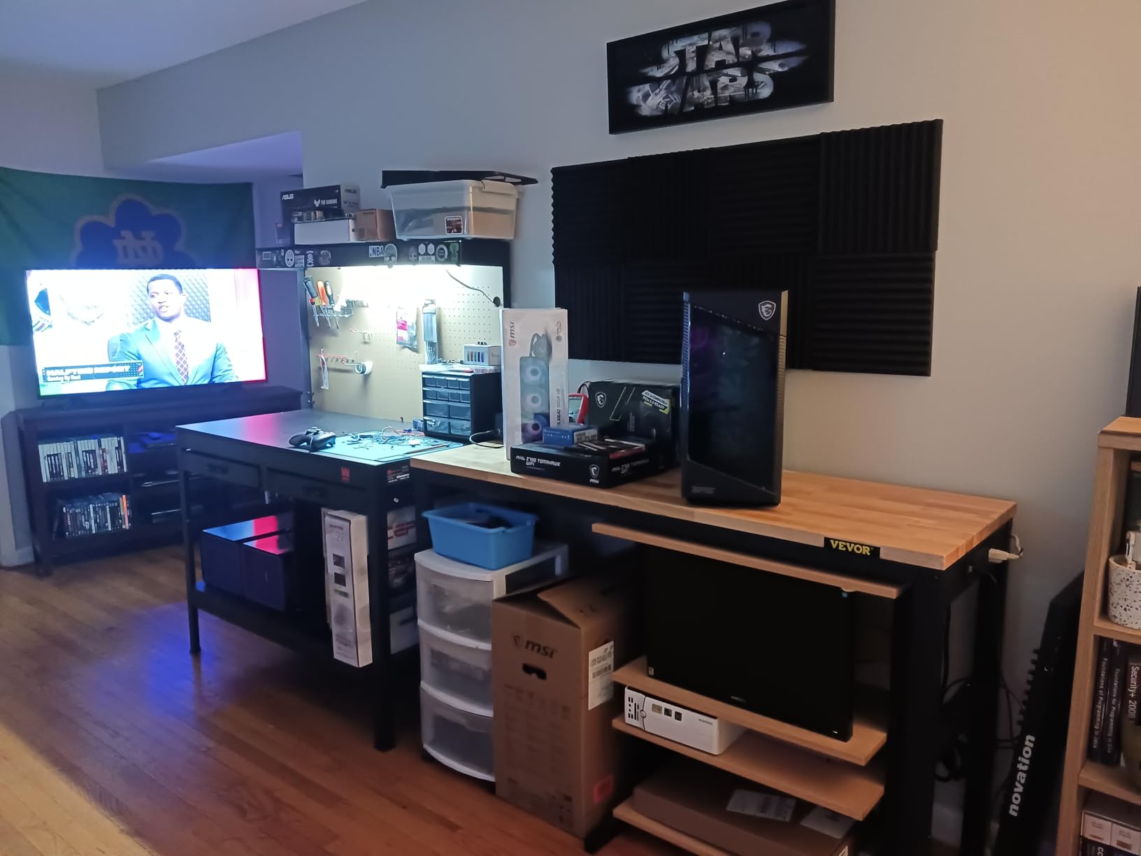 VEVOR Adjustable Workbench, 2000 lbs Capacity, 61 x 20-inch Heavy Duty Work Bench with 27.1-36 Inches Height Adjustment, Garage Workbench with Power Outlets, Suitable for Office, Garage, Workshop customer photo 2