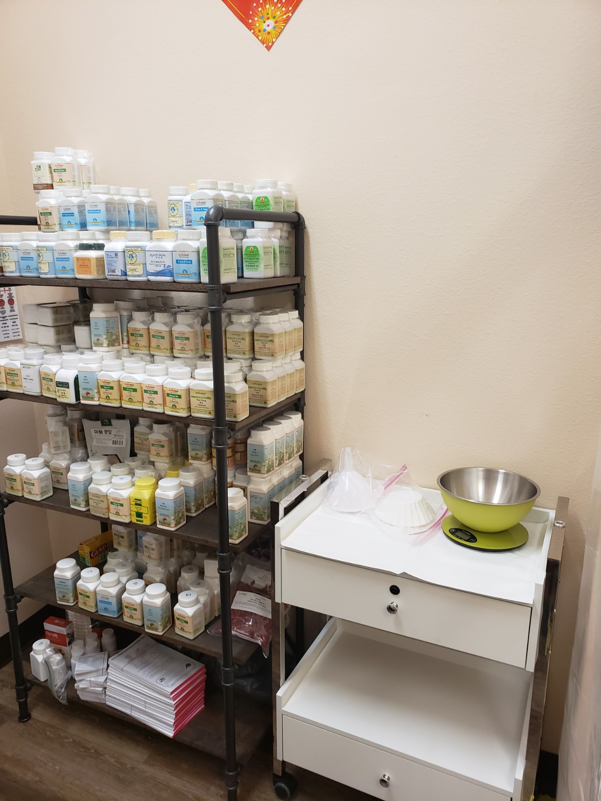 Supreme Medical Dental Mobile Utility Cabinet with Steel Frame and Two Drawer With One lockable Drawer cart customer photo 1