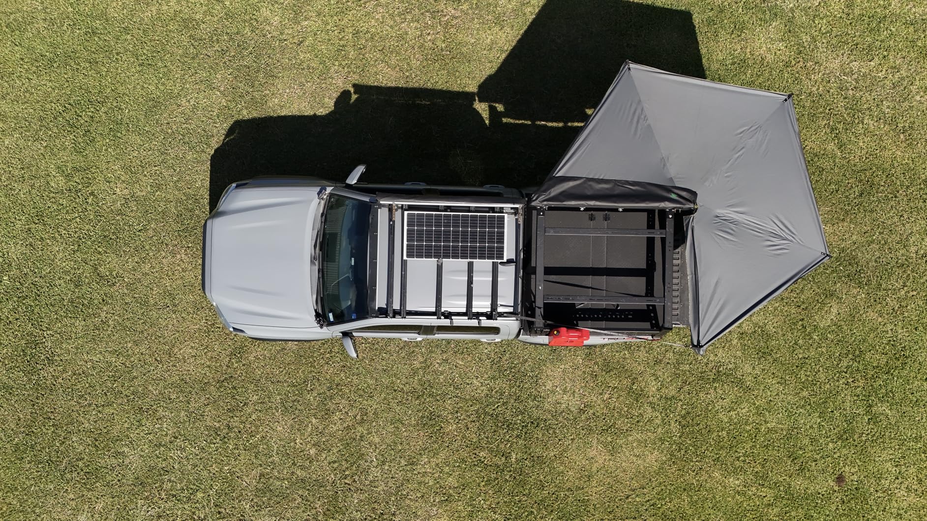 Overland Vehicle Systems 19679907 HD Nomadic 270 LTE Awning Driver Side | 65 Sq Ft of Coverage | Dark Gray Fabric with Black Travel Cover Included | Twist and Lock Technology | Heat-Sealed Seams customer photo 2