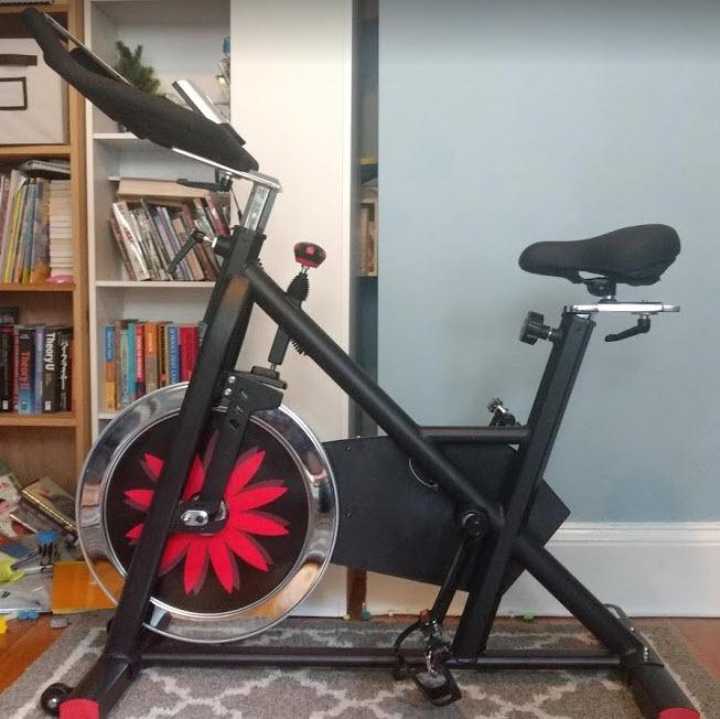 JOROTO Exercise Bike, Magnetic Stationary Bikes for Home with 40LBS Flywheel, App Supported Indoor Bike with 350LBS Weight Capacity, Low Noise, Digital Monitor, Bottle and Tablet Holder customer photo 2