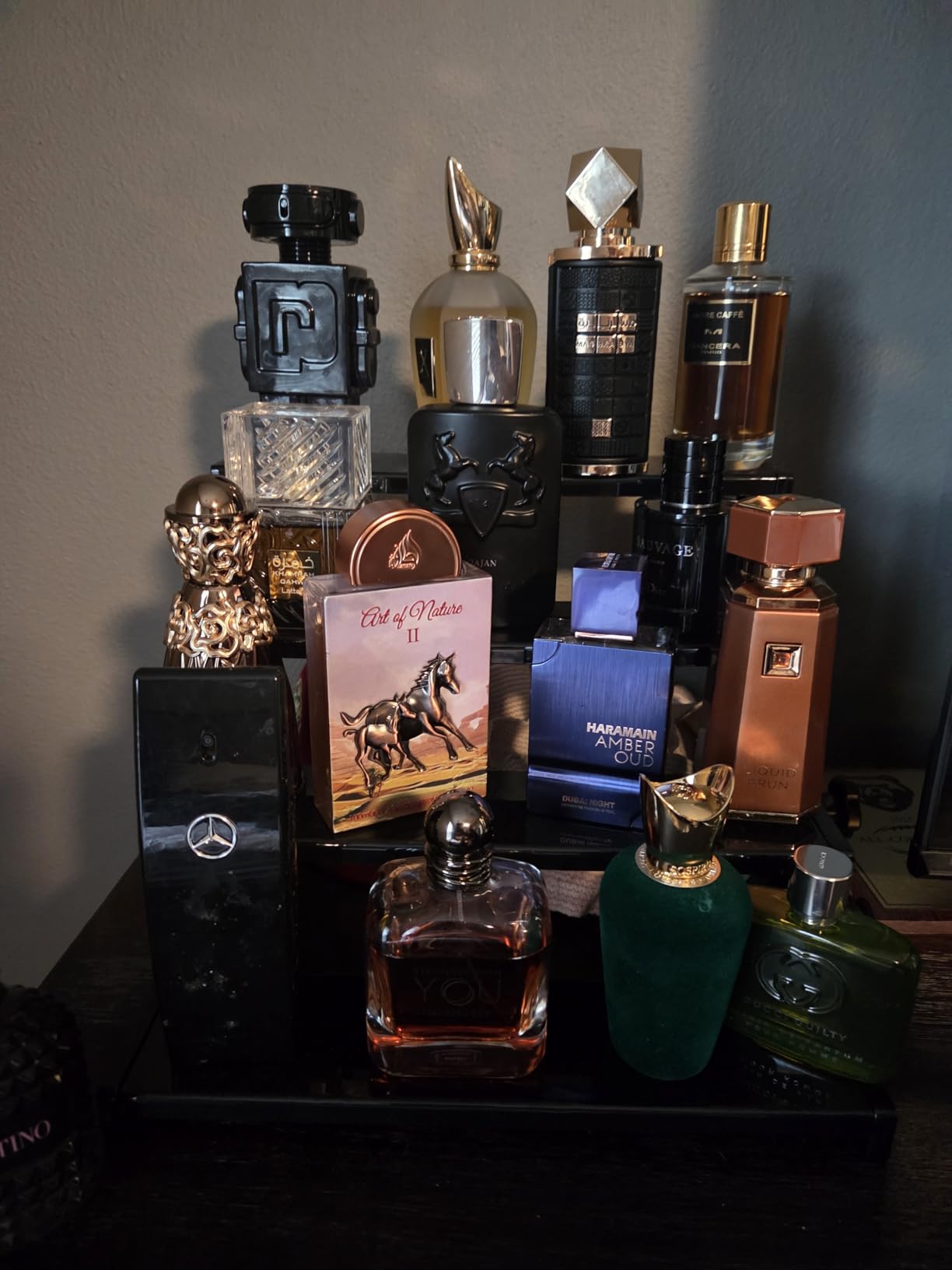 Lifewit 4 Tier Perfume Stand Organizer for Women, Plastic Display Riser, Tool-Free Assembly, Fragrance Makeup Cosmetics Shelf for Vanity Bedroom Bathroom Storage Organization, Clear customer photo 1