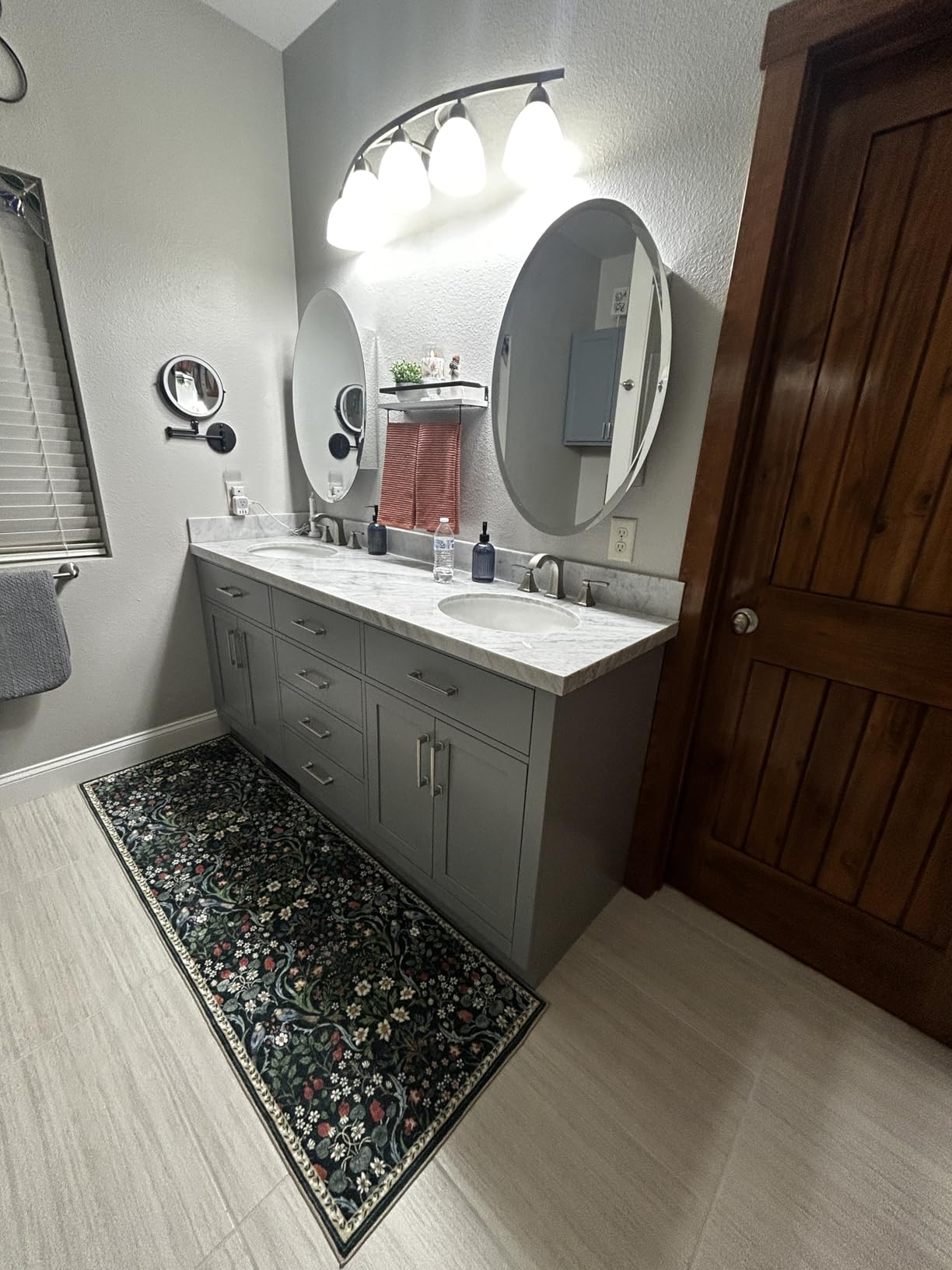 ARIEL Hepburn 72-inch Bathroom Vanity with Sink, Solid Wood, 1.5-inch Pure White Quartz Countertop & Backsplash, Double Oval Porcelain Sink, 4 Soft Closing Doors, 6 Dovetail Drawers, White customer photo 1