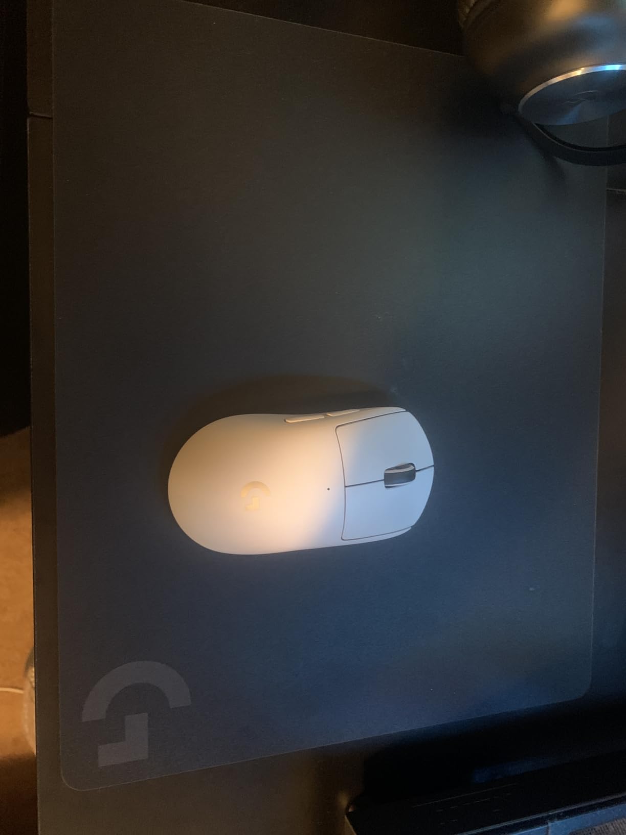 Logitech G440 Hard Gaming Mouse Pad, Optimized for Gaming Sensors, Moderate Surface Friction, Non-Slip Mouse Mat - Black customer photo 1