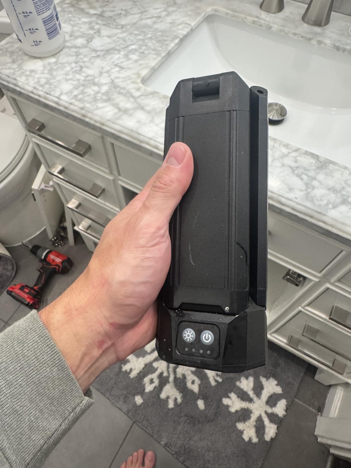 Rechargeable LED Work Light with Stand, Aluminum 67 Inch Portable Cordless Work Light, 8AH Battery, 500/1500/2500 Lumen, 4000/6500K Dimmable Camping Light with Detachable Tripod customer photo 2