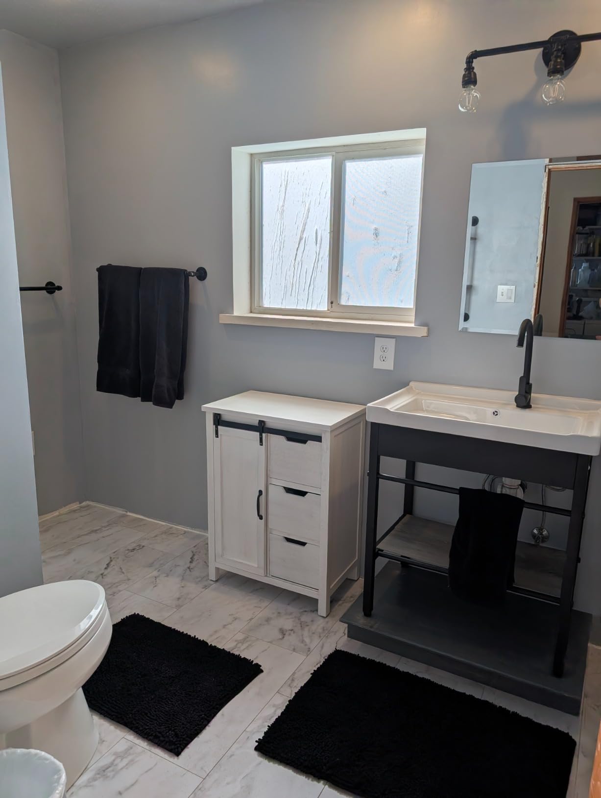 Freestanding Laundry Utility Sink, 28.3 x 19 x 32.3 Ceramic Utility Sink with Washboard Set with Bracket and Drain Kit for Laundry Room, Utility Room, Garage, Basement, Outdoor and Indoor customer photo 2