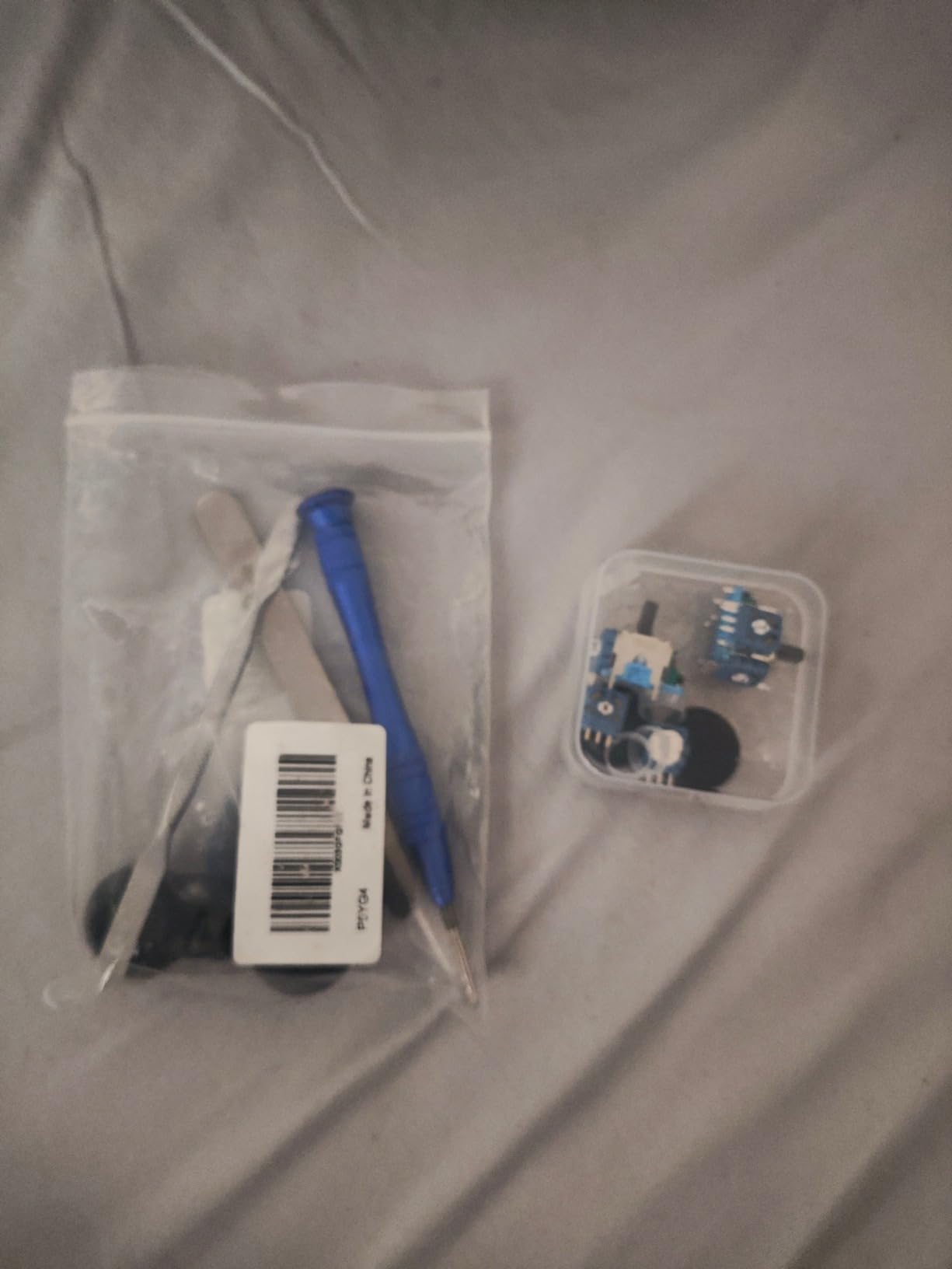 IKPEK 6 Pack Analog 3D Joysticks Replacement for PS5 Controller, Joysticks Part with Repair Screwdriver Kit for Playstation 5 DualSense Controller customer photo 1