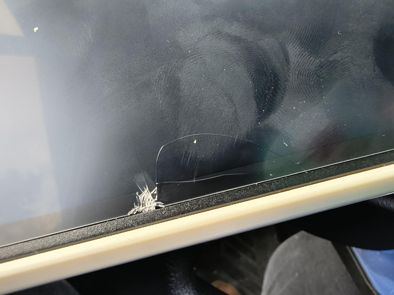 ivoler 2-Pack anti-glare Etched Screen Protector for Steam Deck 7.0''/Steam Deck OLED 7.4'', Matte Anti Glare Tempered Glass with Alignment Frame Anti-Scratch Full Coverage Guard for Steam Deck customer photo 2