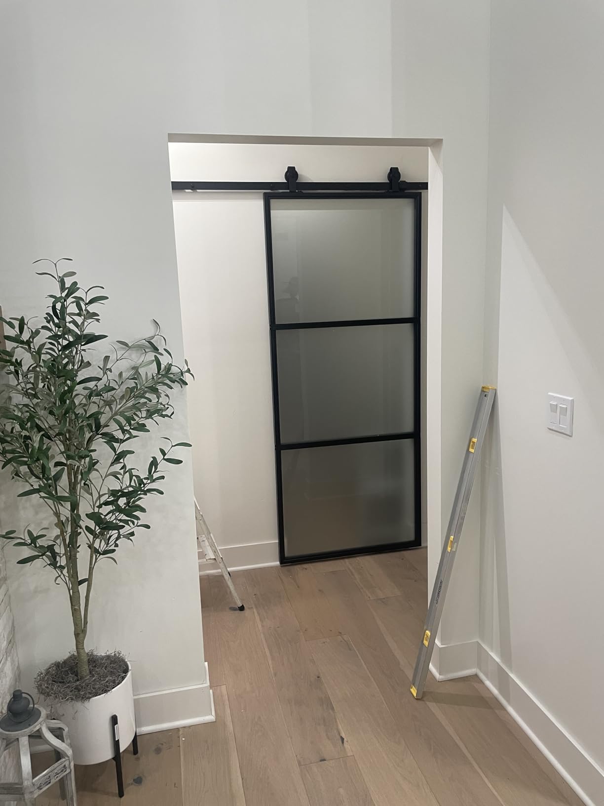 BARNSMITH 36in x 84in Frosted Glass Barn Door with 6FT Top Mounted Hardware kit Include Soft Close Mechanism Black Carbon Steel Tempered Frosted Glass Sliding Door, Assemble Required Easy Installation customer photo 1